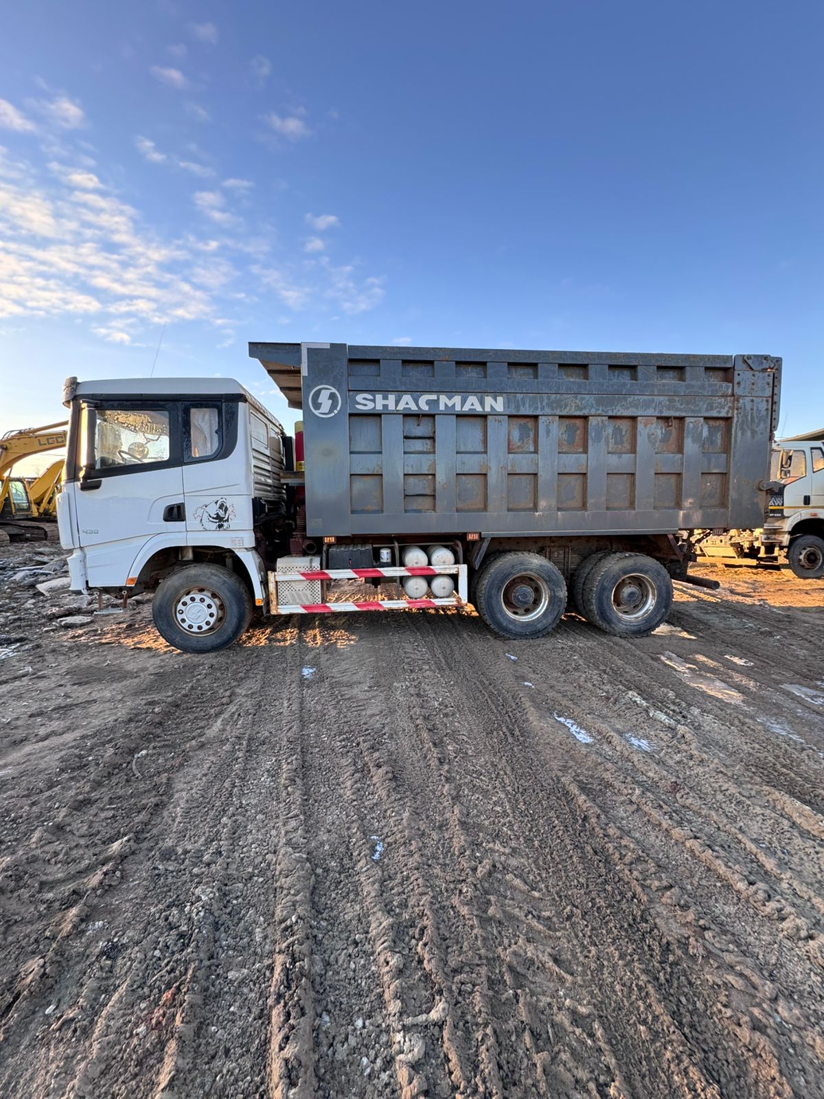 Shacman (Shaanxi) SX* 6x4 Самосвал 2022 г. - фото 5