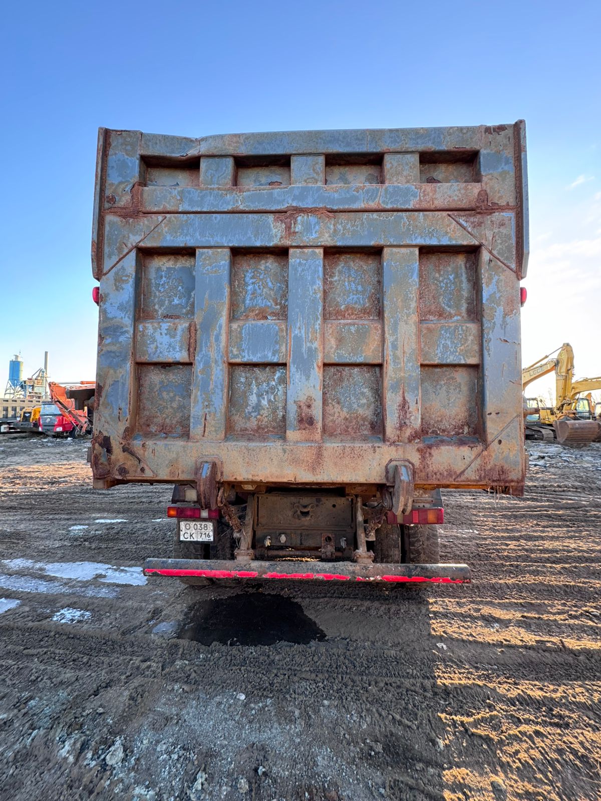 Shacman (Shaanxi) SX* 6x4 Самосвал 2022 г. - фото 8