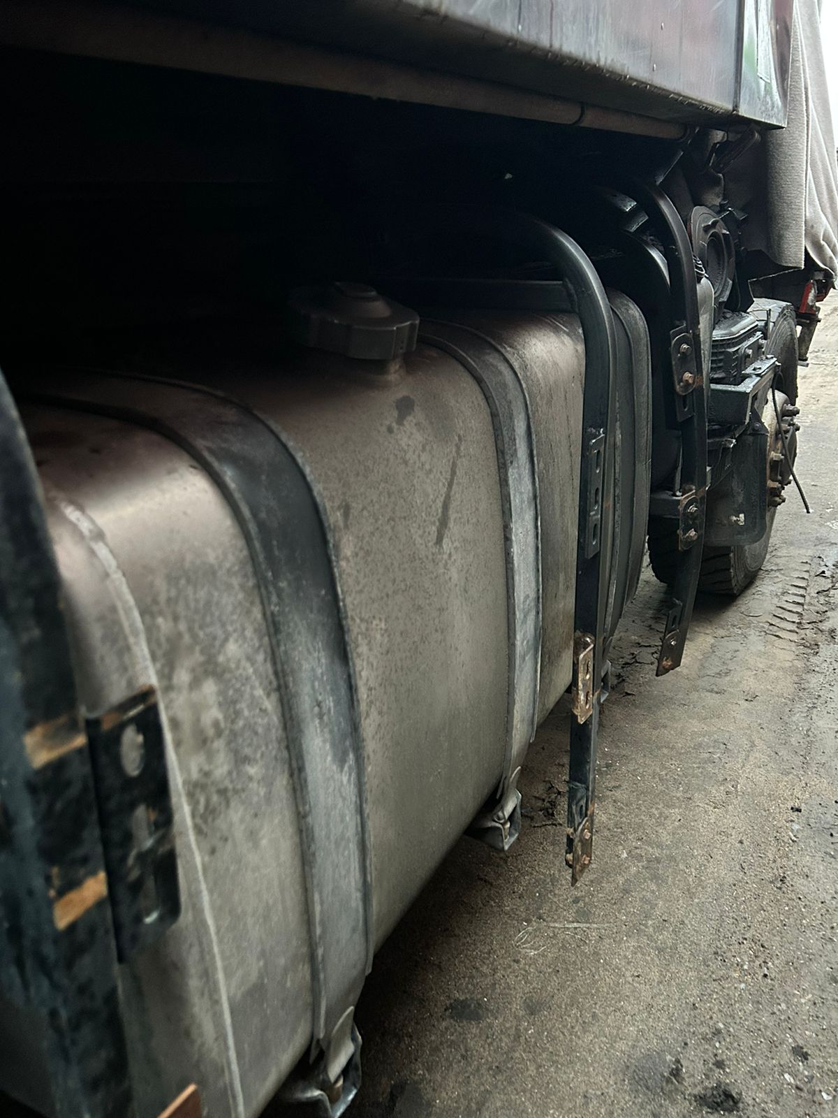 Shacman (Shaanxi) SX* 6x6 Самосвал 2022 г. - фото 11