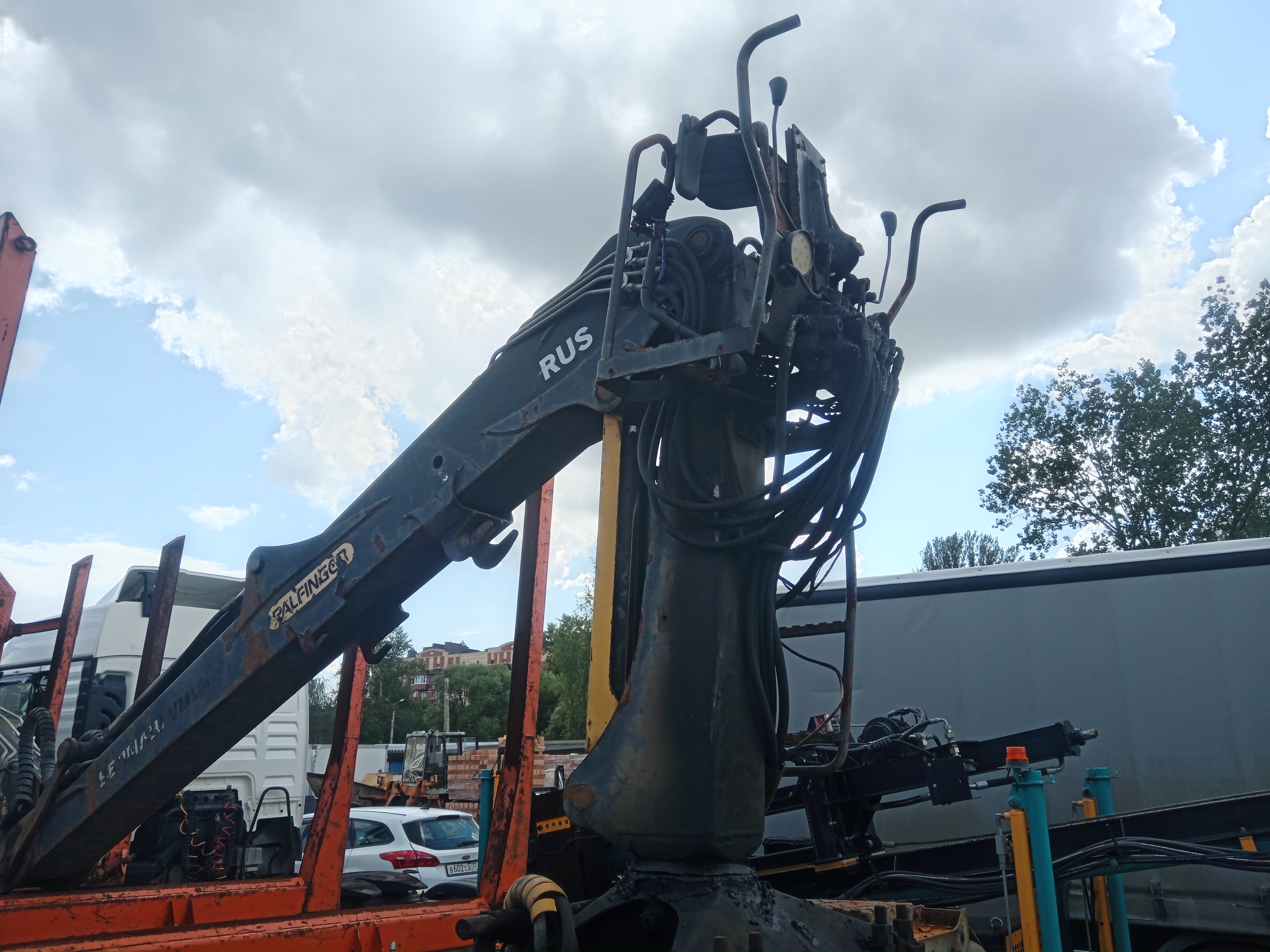 Феникс 780523 на шасси КамАЗ 43118 6x6 Сортиментовоз с КМУ 2017 г. - фото 8