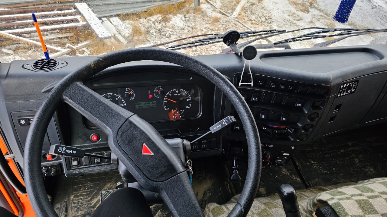 Кран центр "КАМАЗ" 659100 на шасси КамАЗ 43118 6x6 Бортовой с КМУ 2022 г. - фото 6