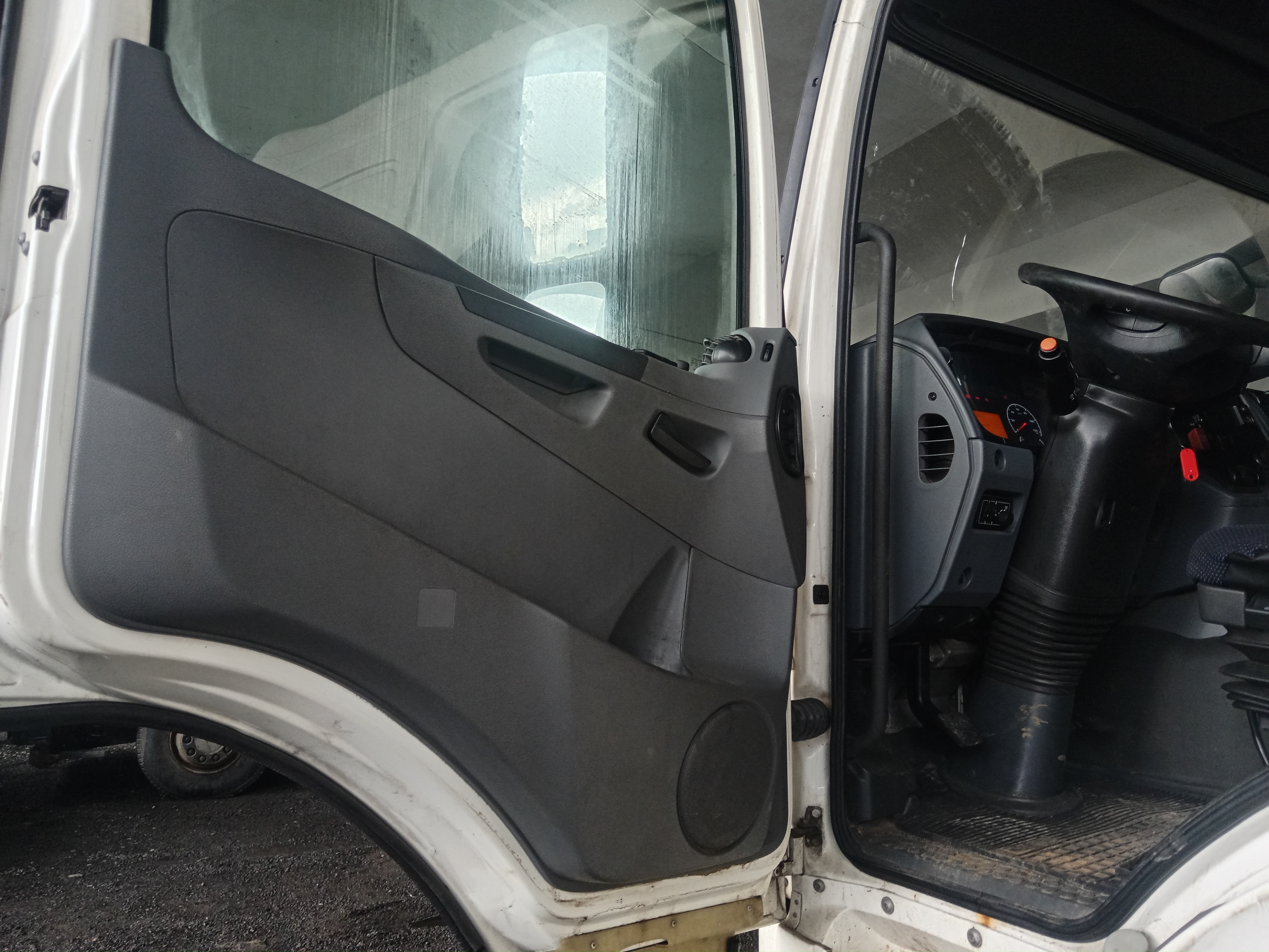 КамАЗ 5490 4x2 Седельный тягач 2018 г. - фото 10