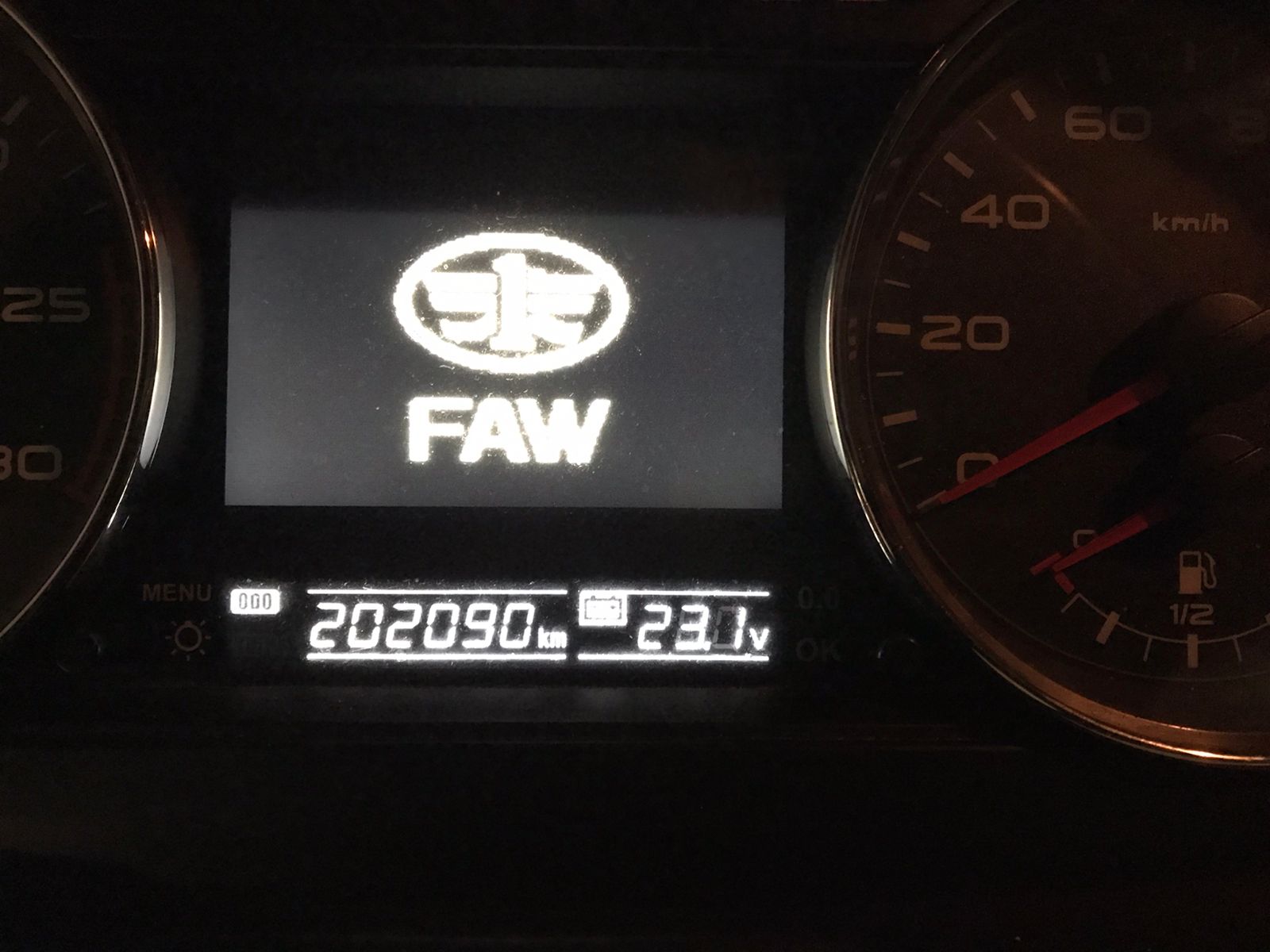 FAW J6 8x4 Самосвал 2022 г. - фото 10