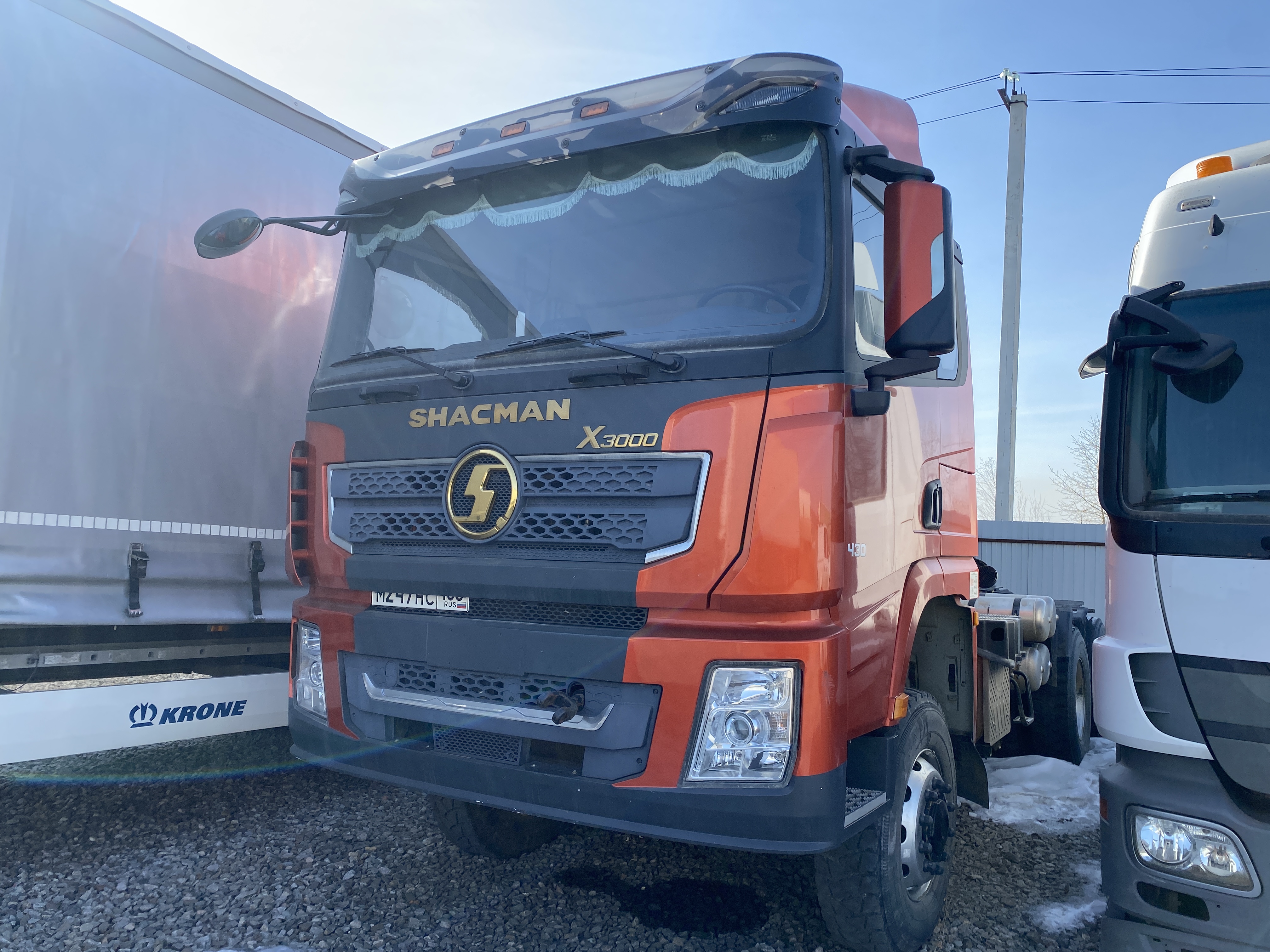 Shacman (Shaanxi) SX* 6x6 Седельный тягач 2022 г. - фото 3