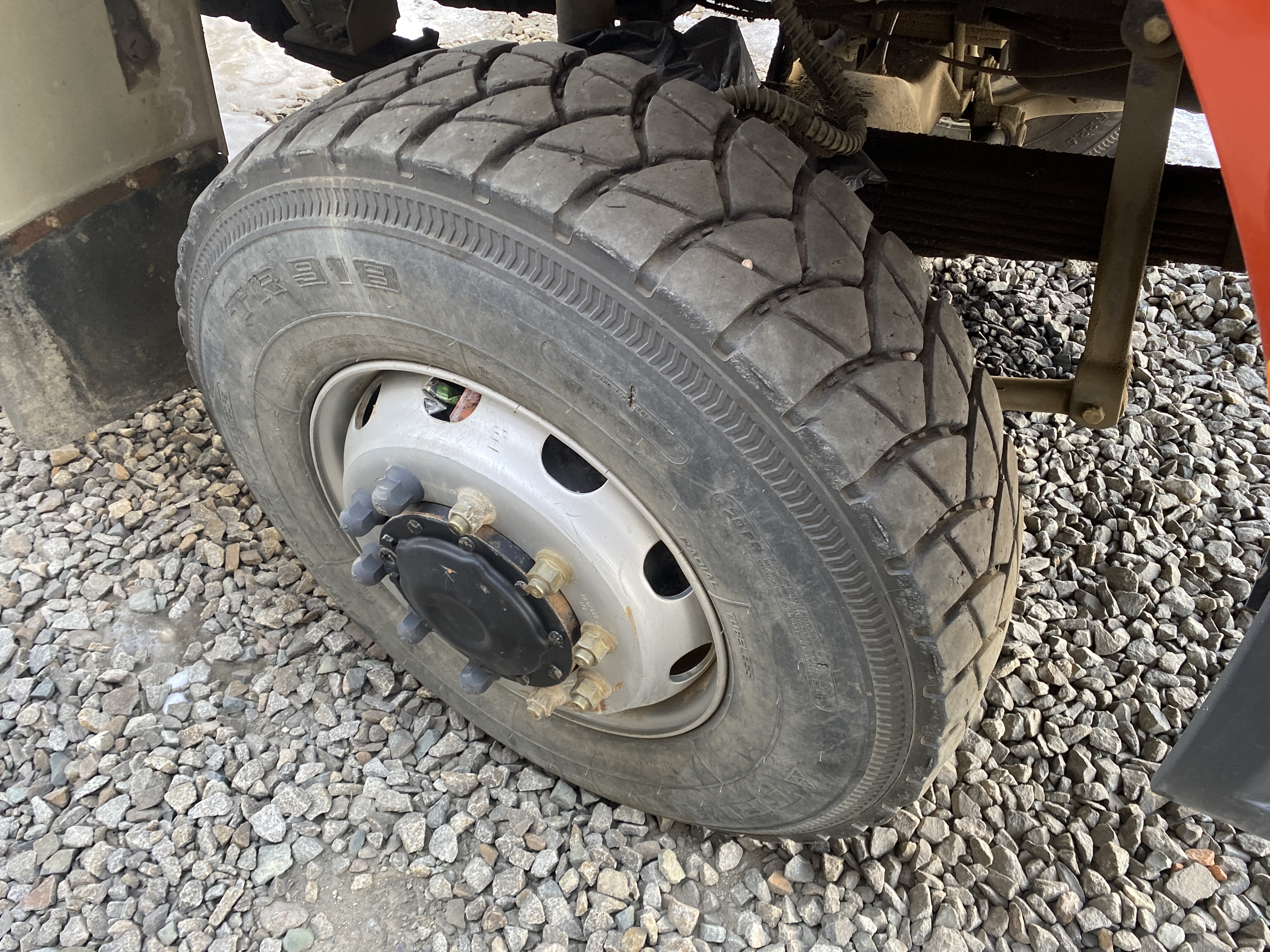 Shacman (Shaanxi) SX* 6x6 Седельный тягач 2022 г. - фото 10