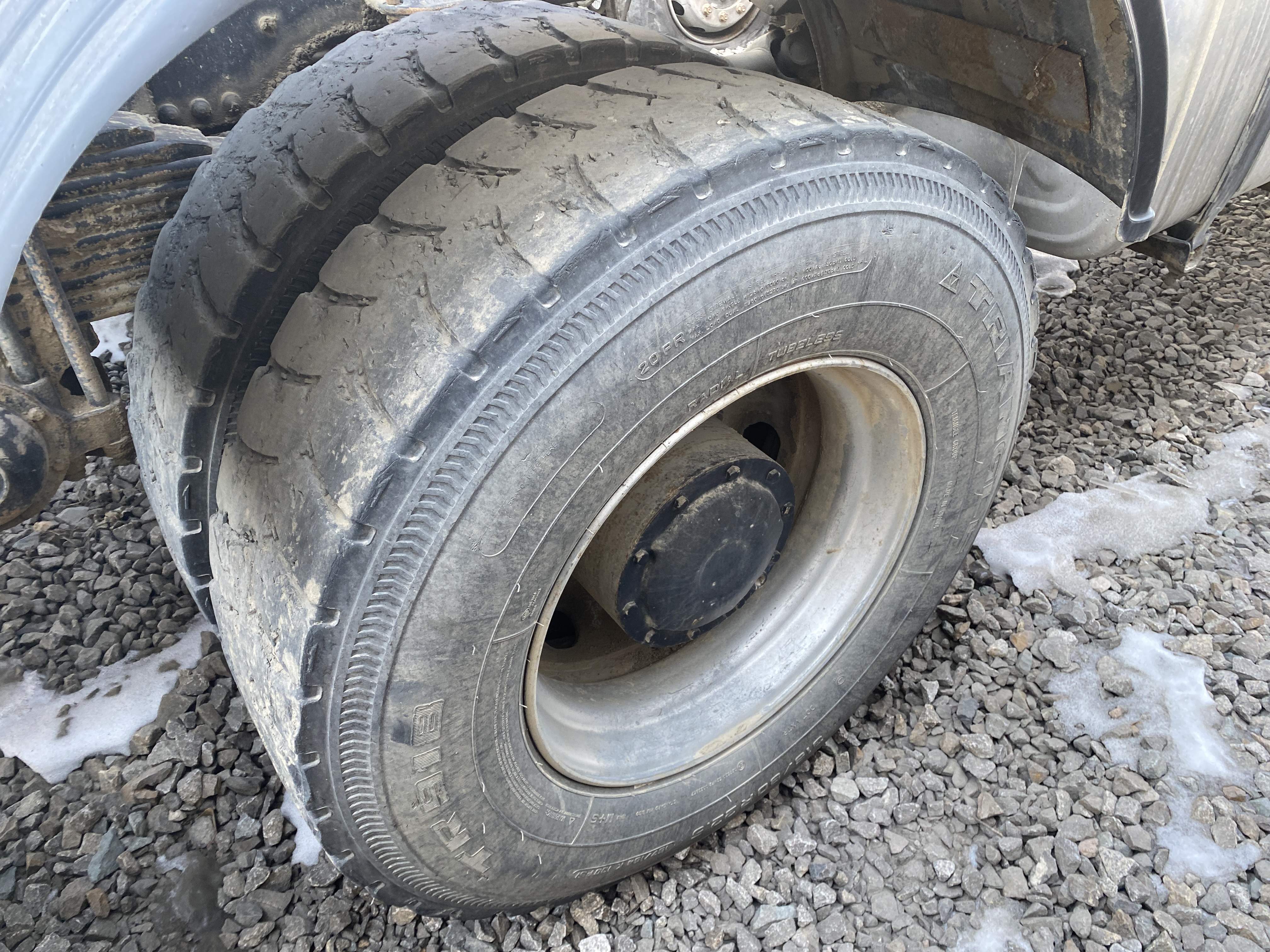 Shacman (Shaanxi) SX* 6x6 Седельный тягач 2022 г. - фото 12