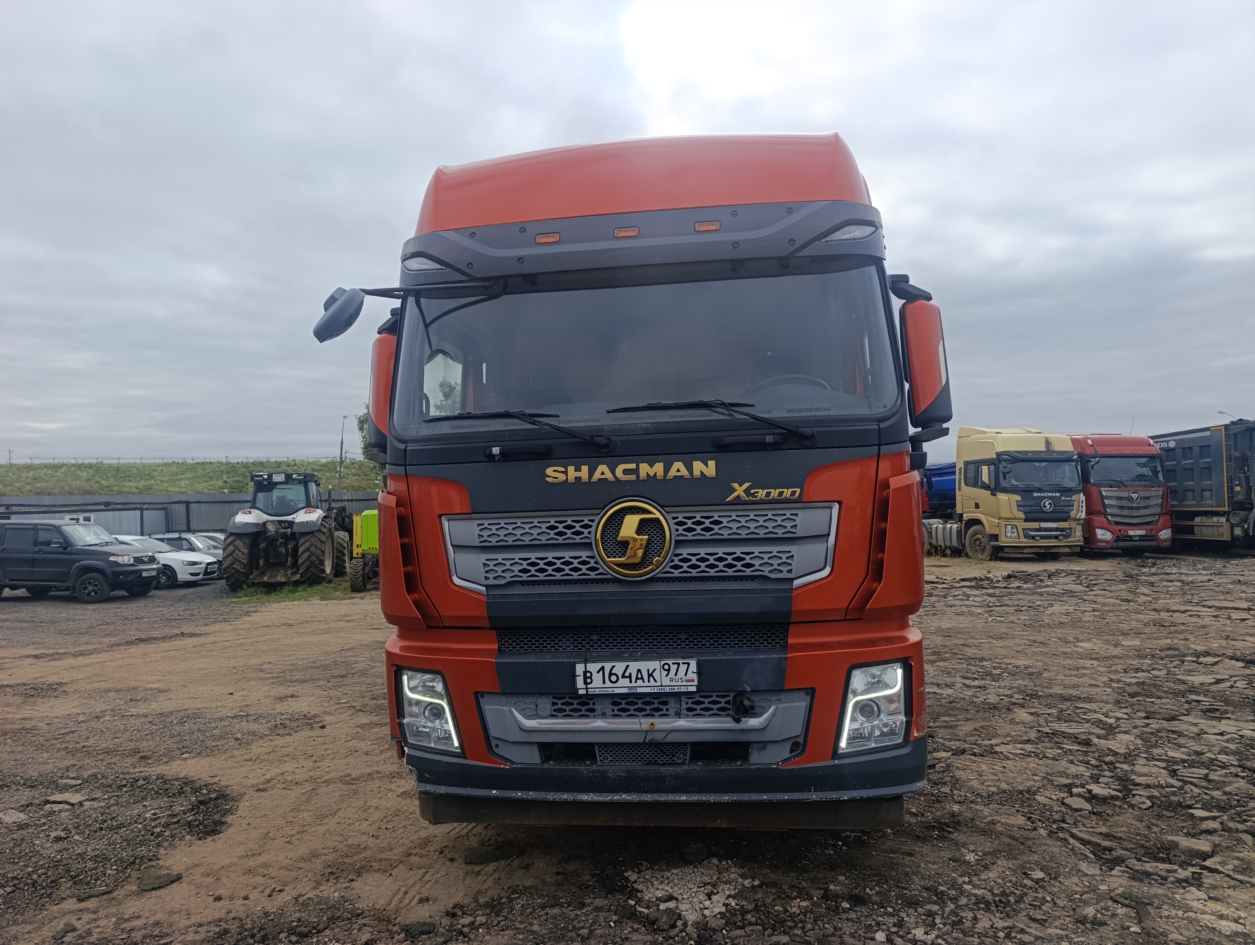 Shacman (Shaanxi) SX* 6x4 Седельный тягач 2022 г.