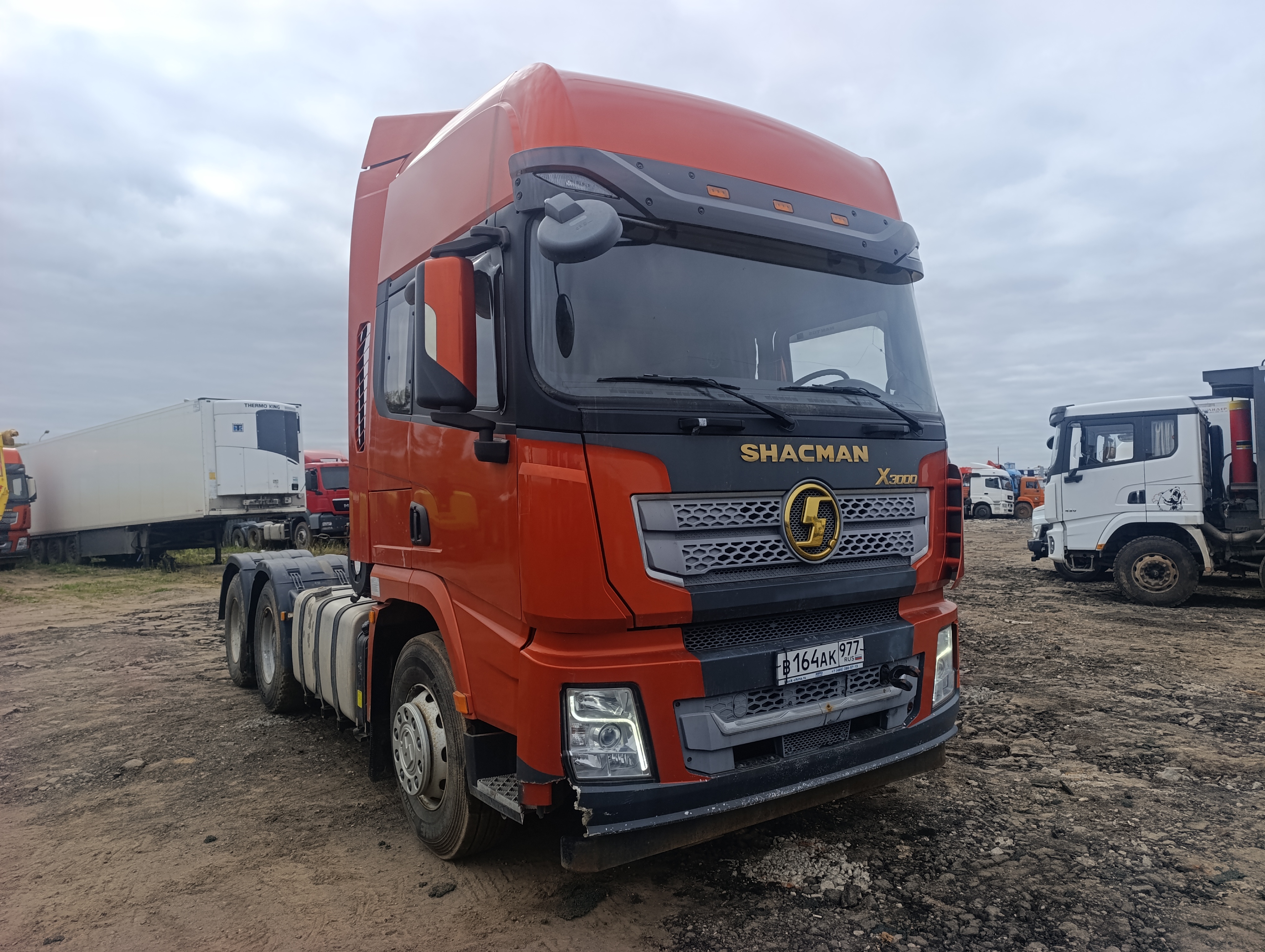 Shacman (Shaanxi) SX* 6x4 Седельный тягач 2022 г. - фото 2