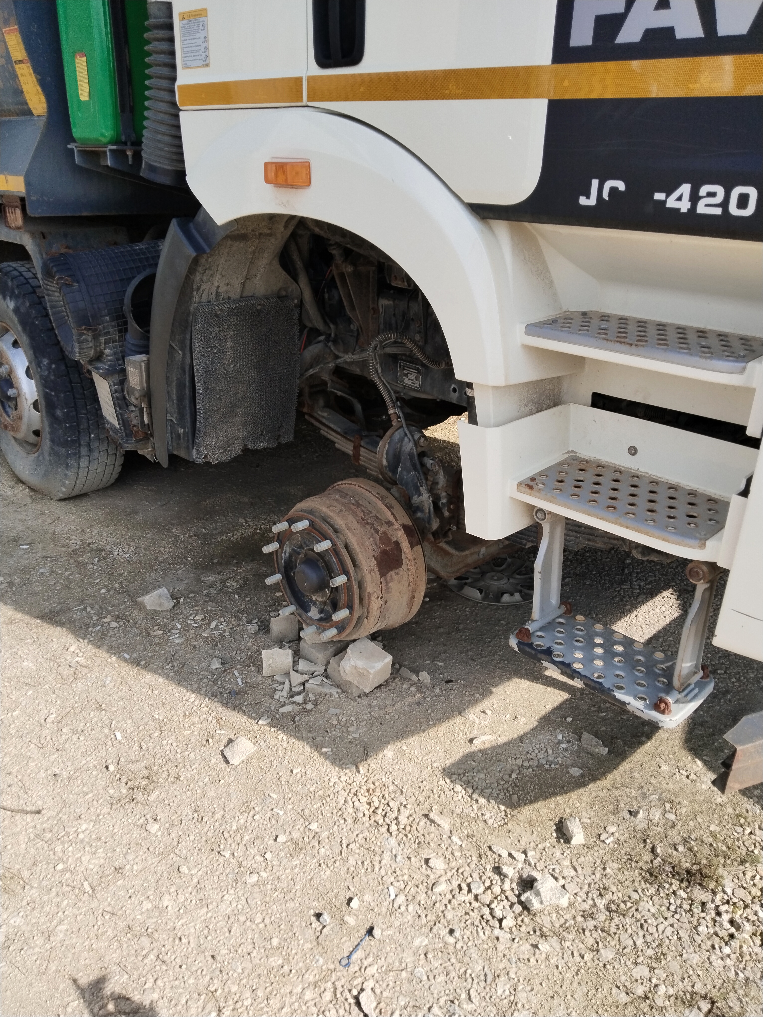 FAW J6 8x4 Самосвал 2023 г. - фото 7