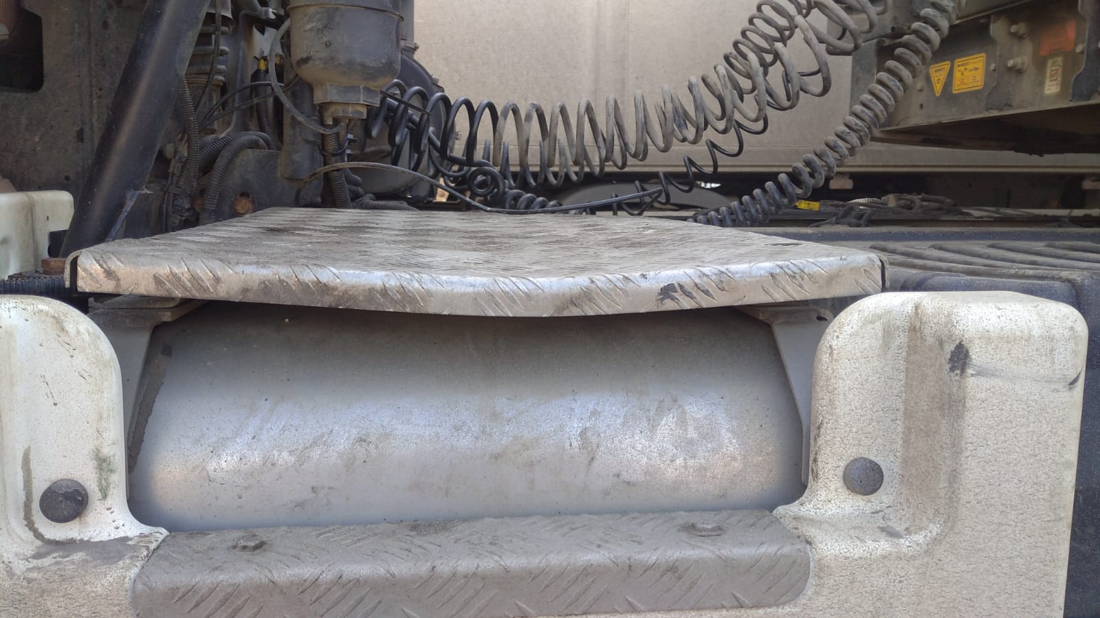 КамАЗ 5490 4x2 Седельный тягач 2021 г. - фото 13