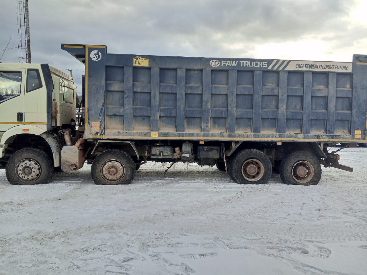 FAW CA 3310 8x4 Самосвал_не актуально 2023 г. - фото 7