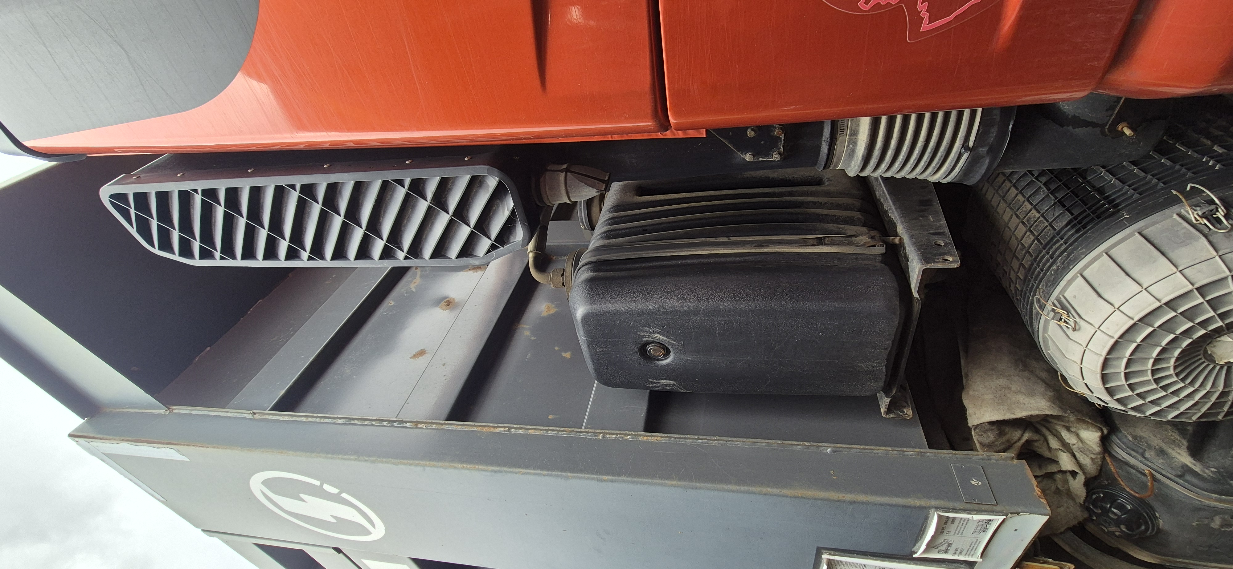 Shacman (Shaanxi) SX* 6x4 Самосвал 2021 г. - фото 6