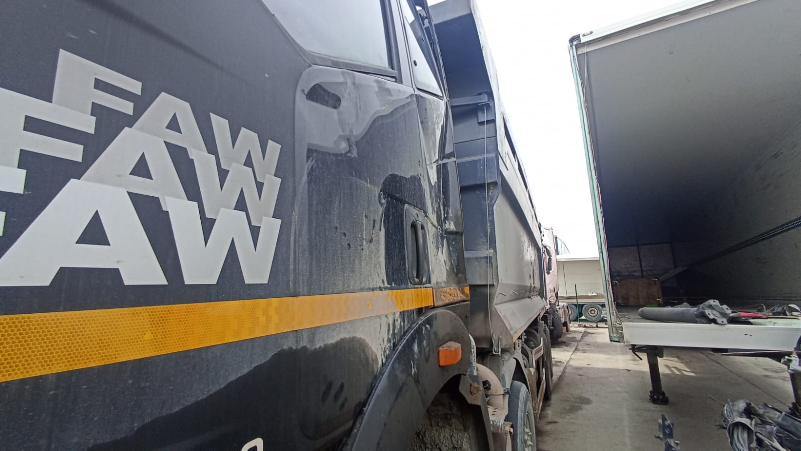 FAW J6 8x4 Самосвал 2023 г. - фото 18