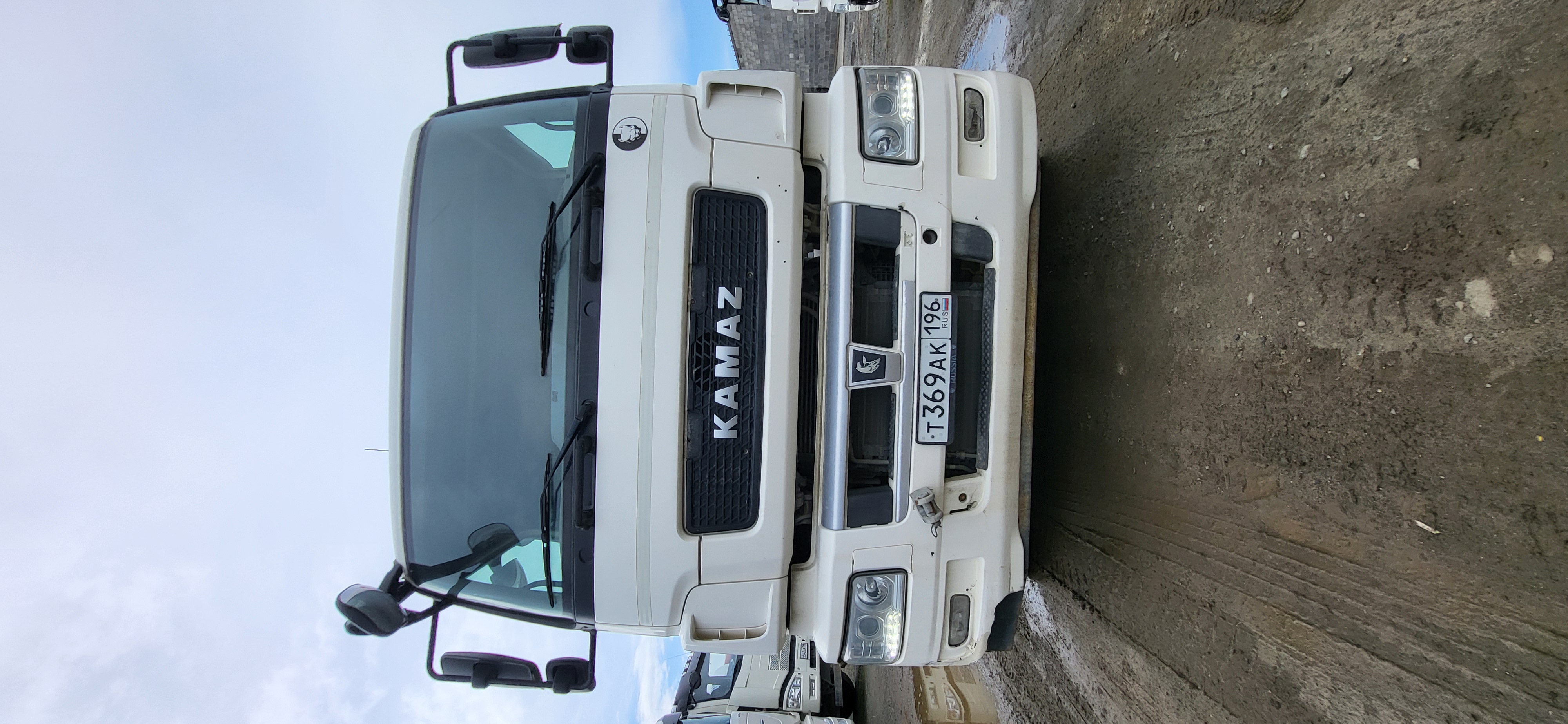 КамАЗ 65206 6x4 Седельный тягач 2020 г. - фото 2