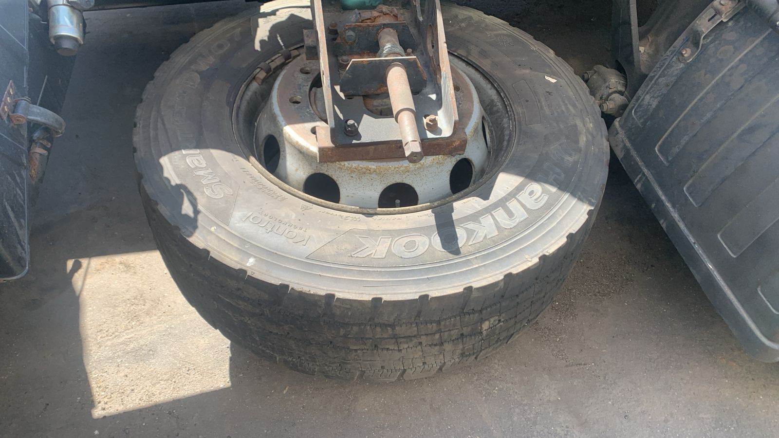 КамАЗ 5490 4x2 Седельный тягач 2020 г. - фото 10