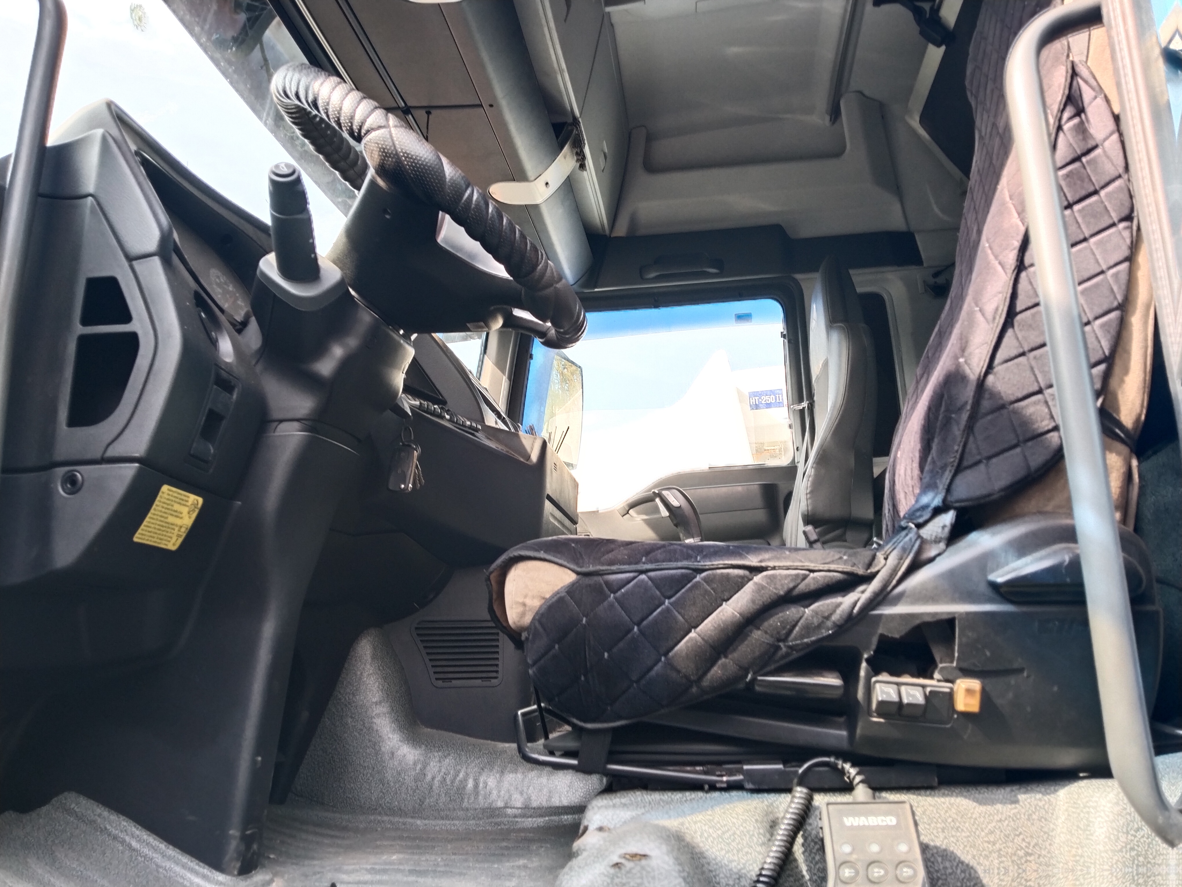 SITRAK C7H 4x2 Седельный тягач 2022 г. - фото 8