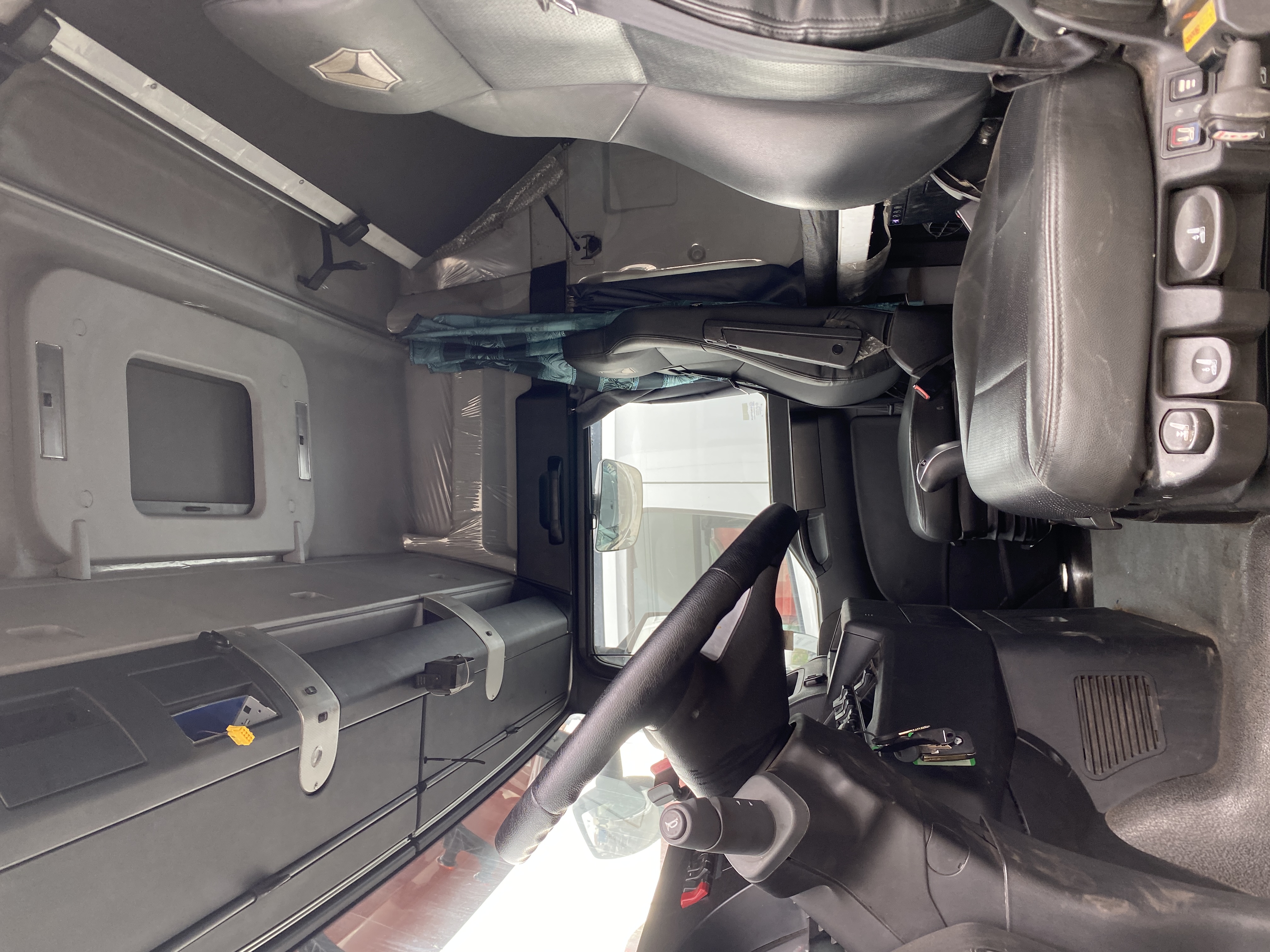 SITRAK C7H 4x2 Седельный тягач 2023 г. - фото 11