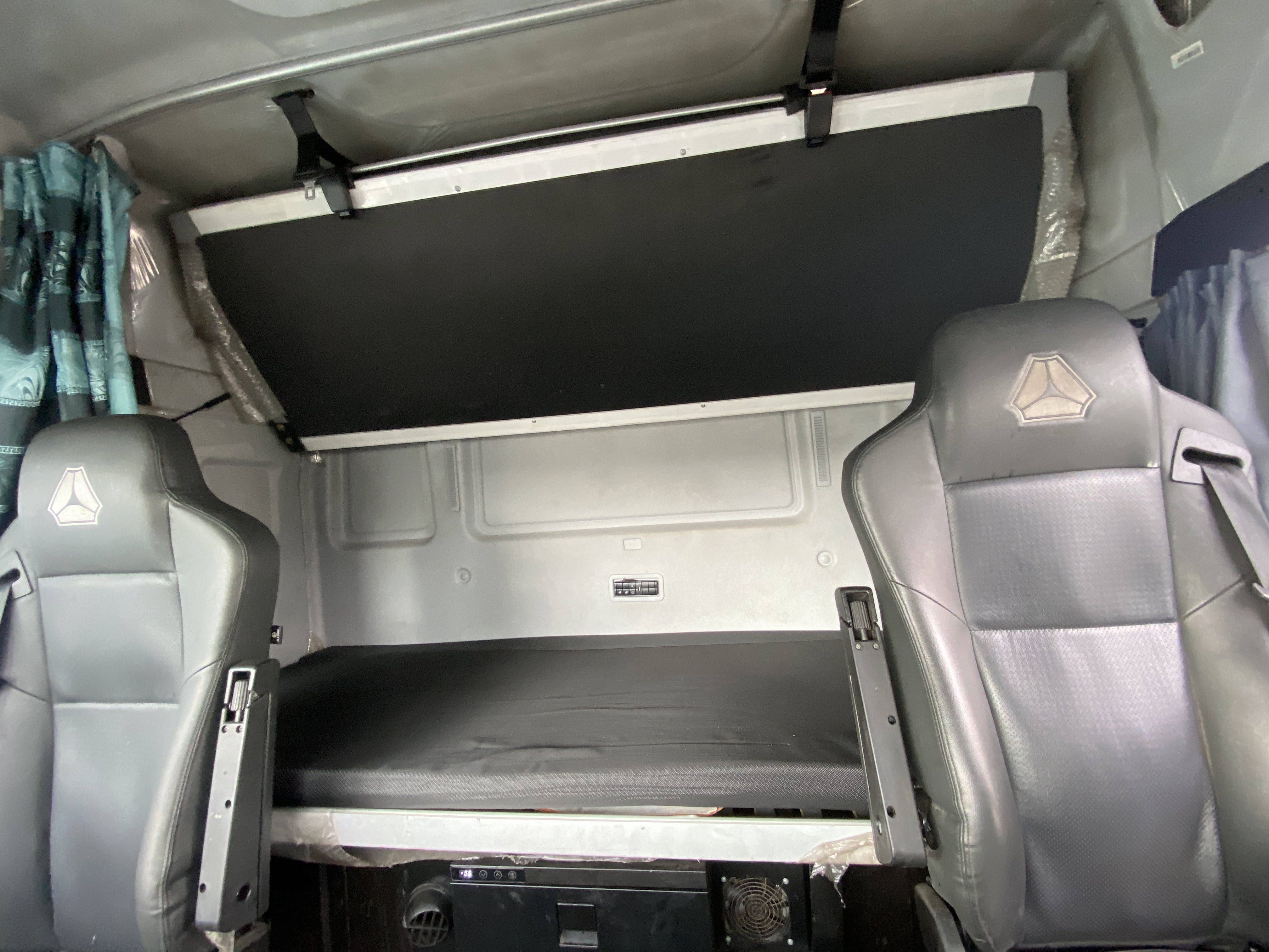 SITRAK C7H 4x2 Седельный тягач 2023 г. - фото 12