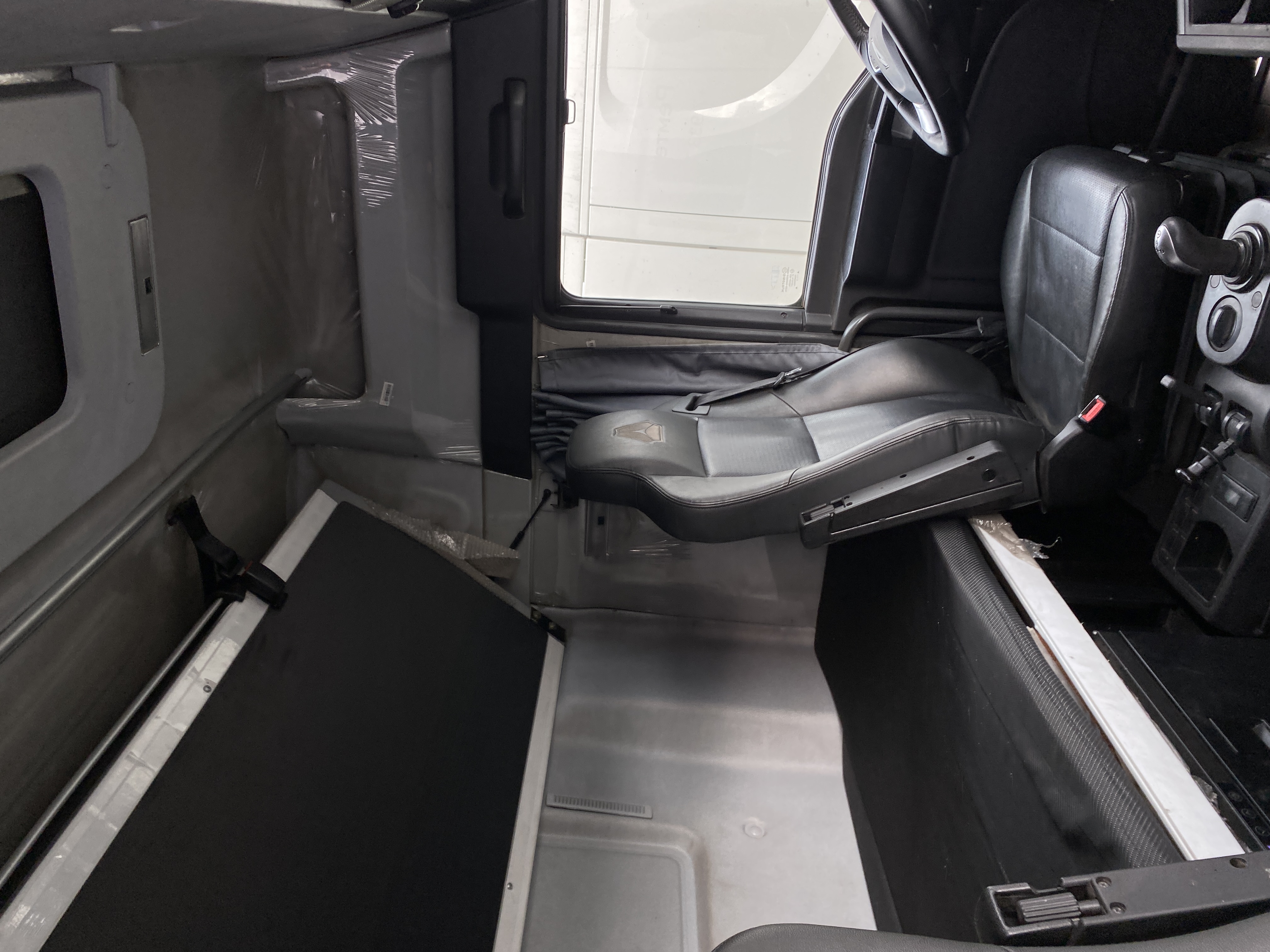 SITRAK C7H 4x2 Седельный тягач 2023 г. - фото 13