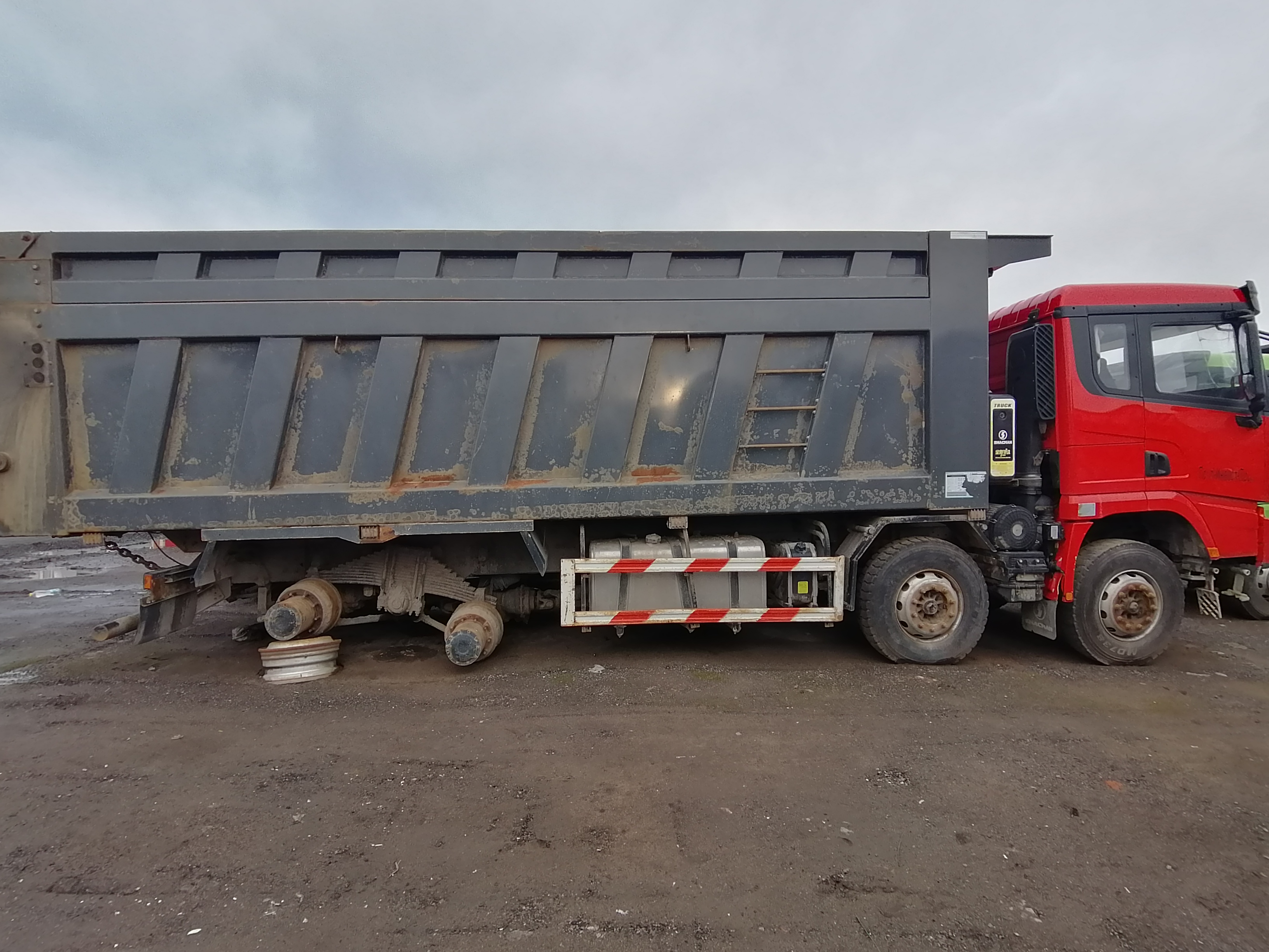 Shacman (Shaanxi) SX* 8x4 Самосвал 2023 г. - фото 4