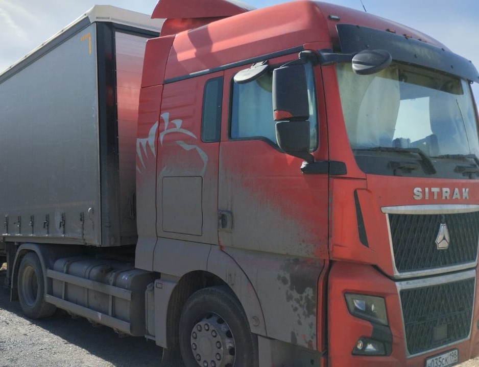 SITRAK C7H 4x2 Седельный тягач 2023 г. - фото 8