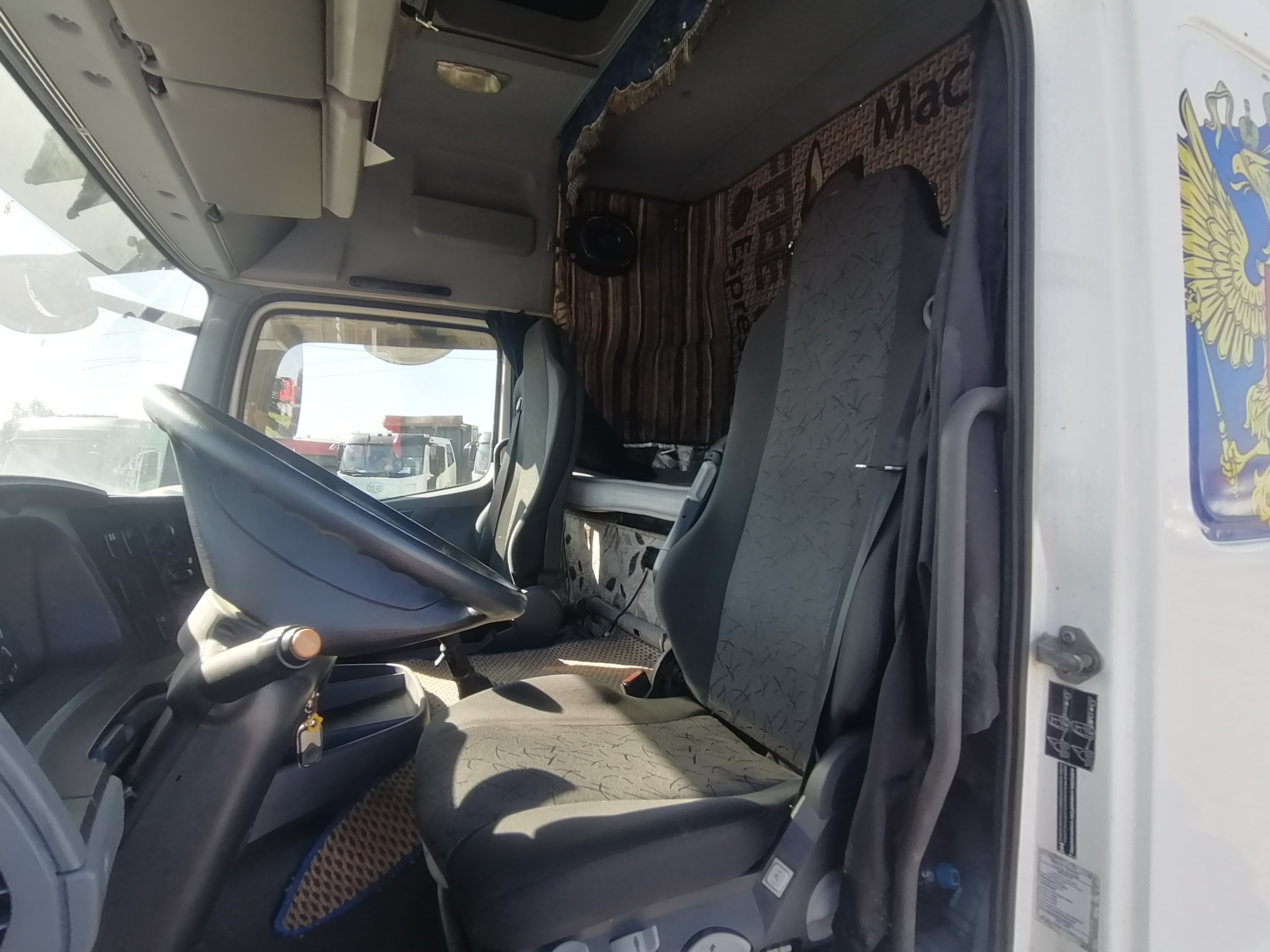 КамАЗ М1840 4x2 Седельный тягач 2017 г. - фото 9