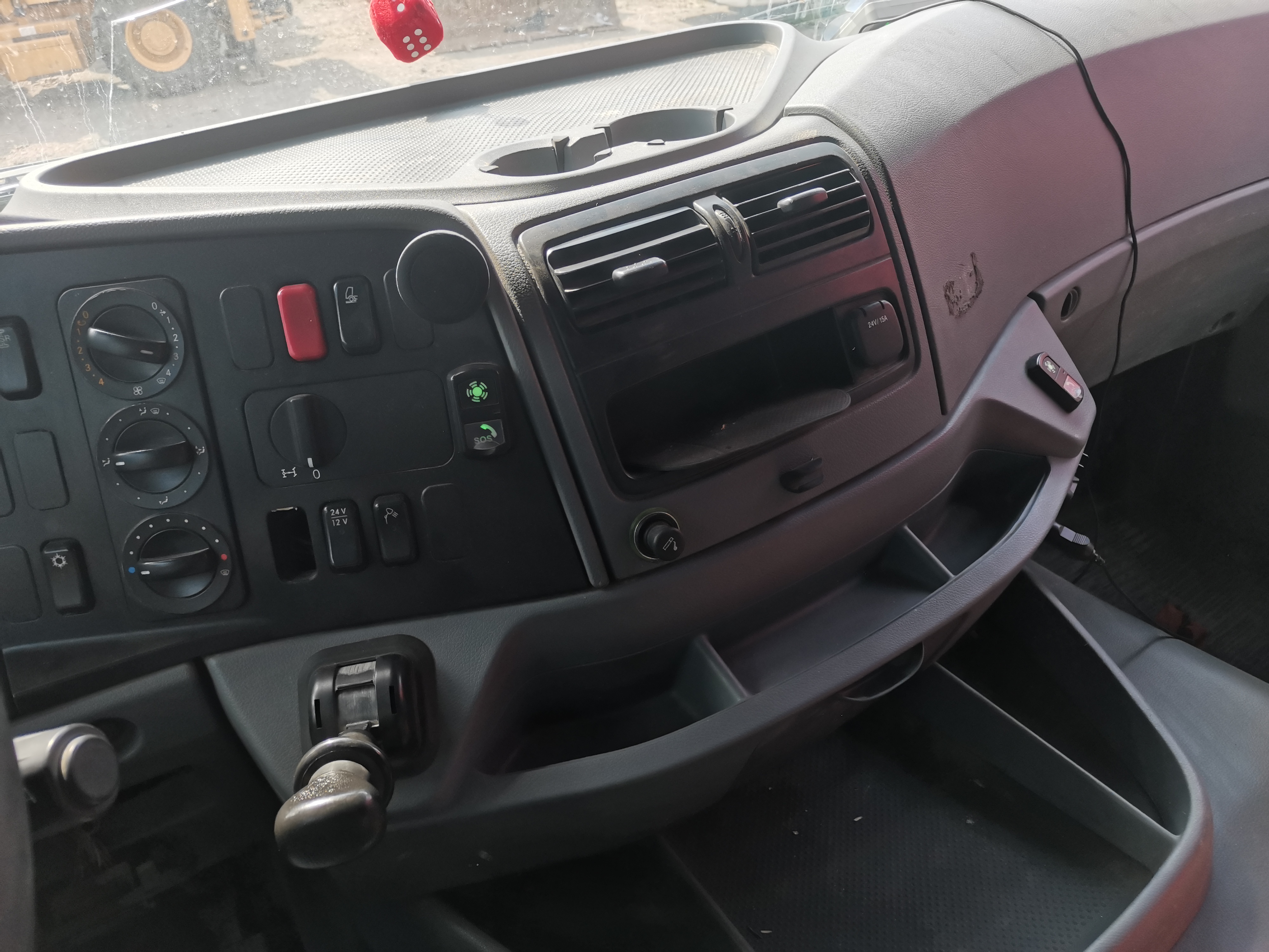 КамАЗ 5490 4x2 Седельный тягач 2020 г. - фото 18