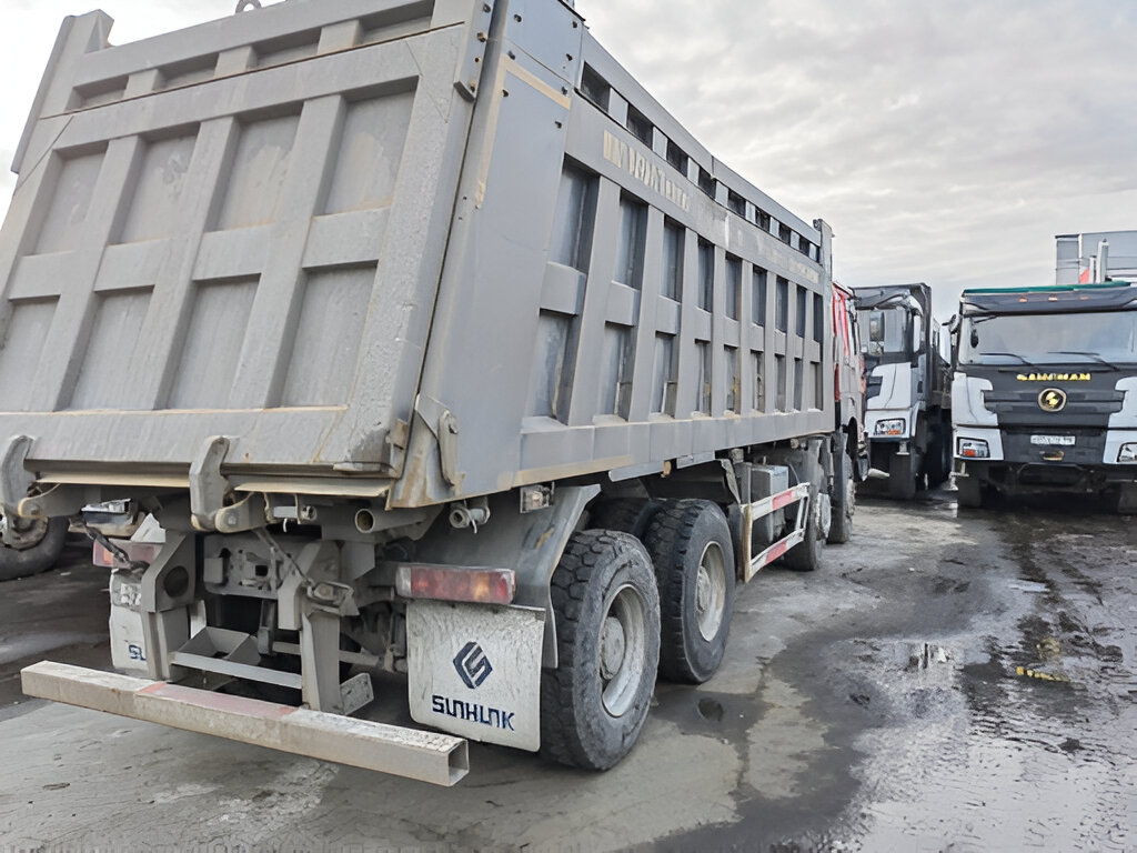 Howo ZZ* 8x4 Самосвал 2022 г. - фото 4