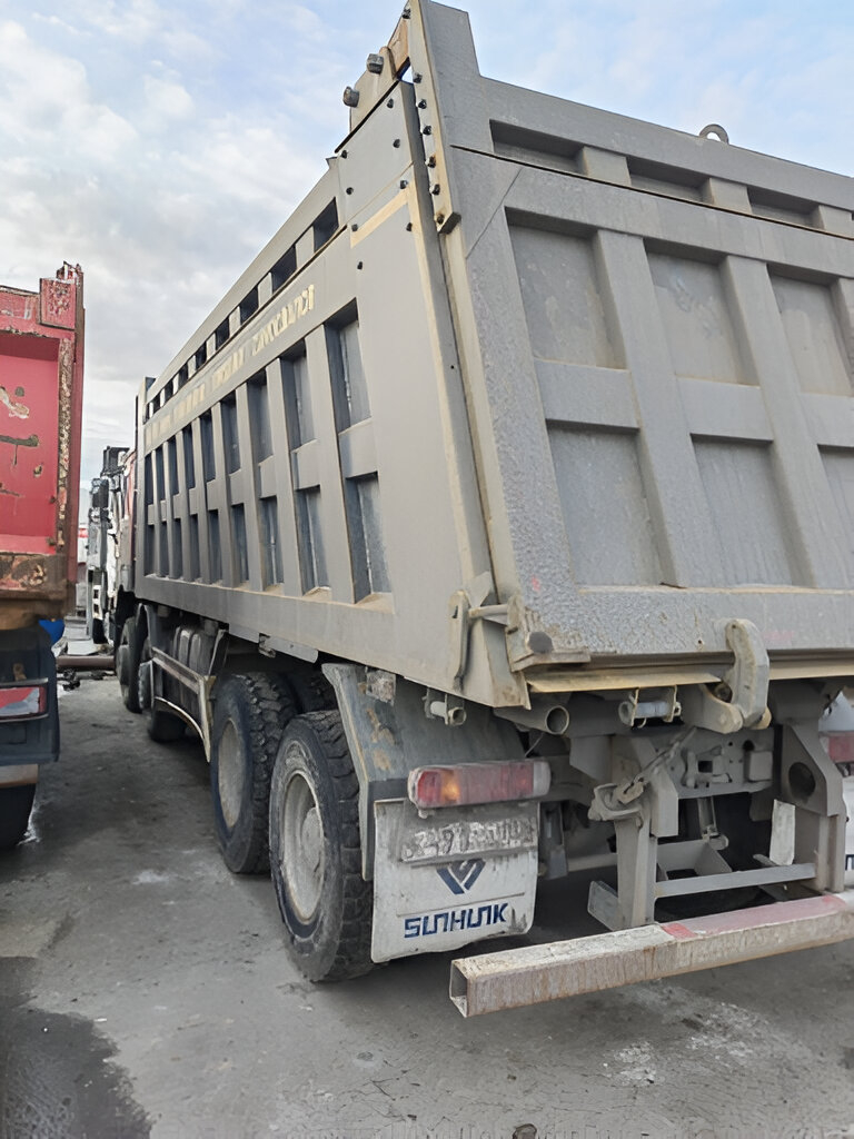 Howo ZZ* 8x4 Самосвал 2022 г. - фото 5