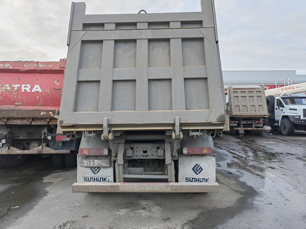 Howo ZZ* 8x4 Самосвал 2022 г. - фото 6