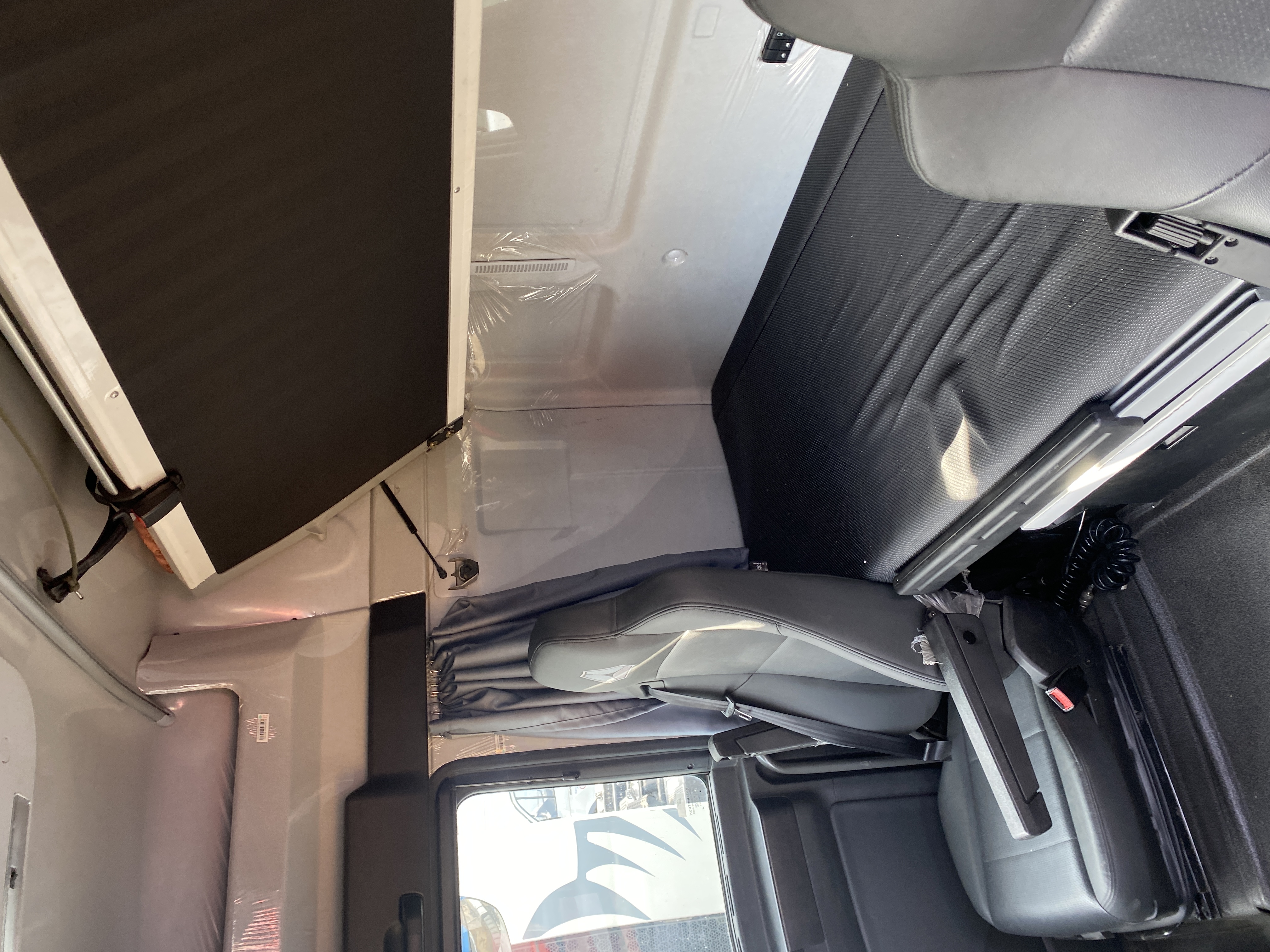 SITRAK C7H 4x2 Седельный тягач 2023 г. - фото 9