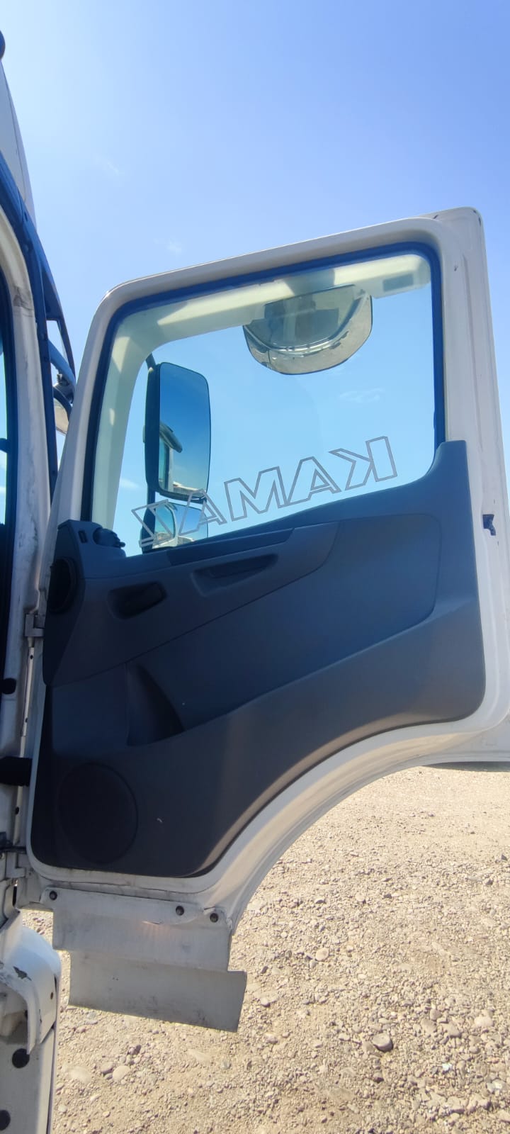 КамАЗ 5490 4x2 Седельный тягач 2020 г. - фото 11