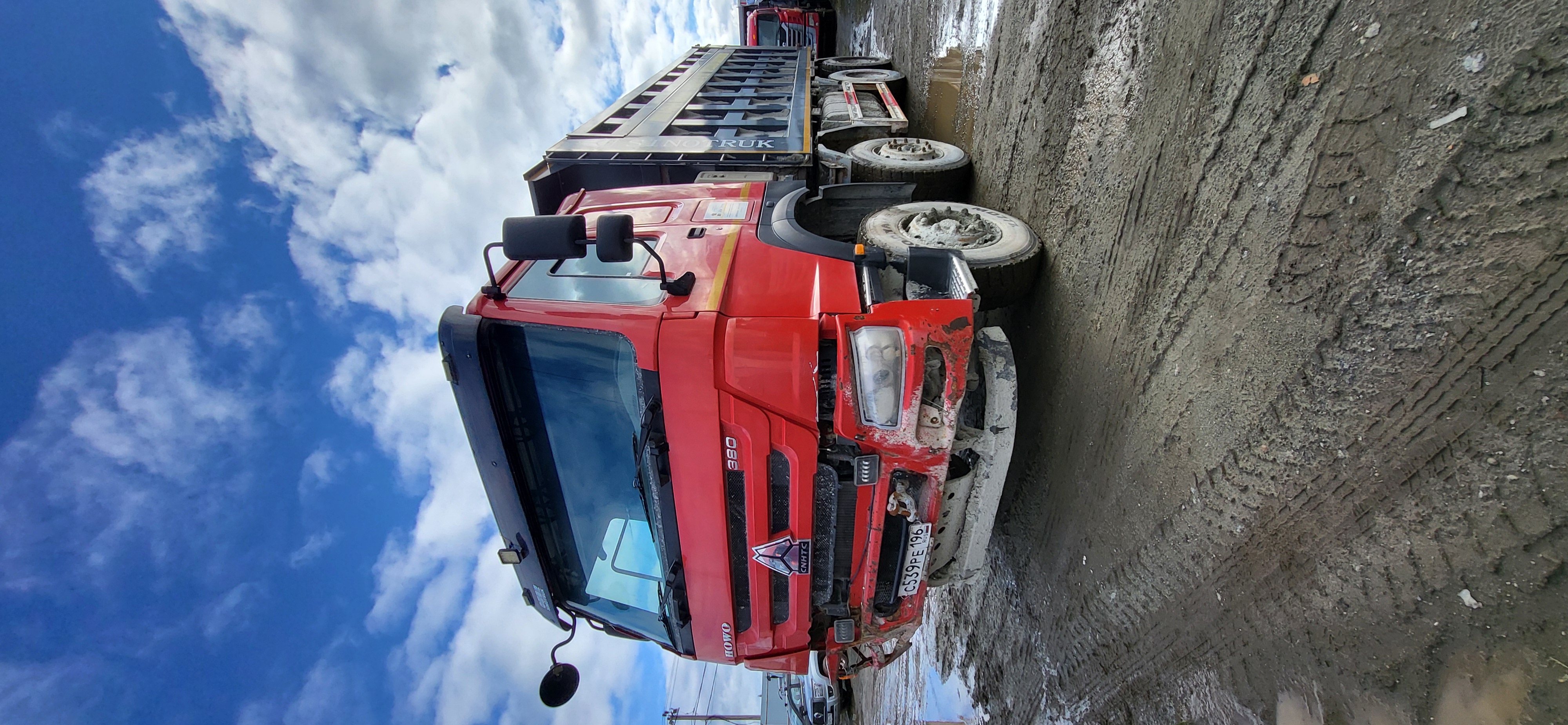 Howo ZZ* 8x4 Самосвал 2022 г. - фото 3