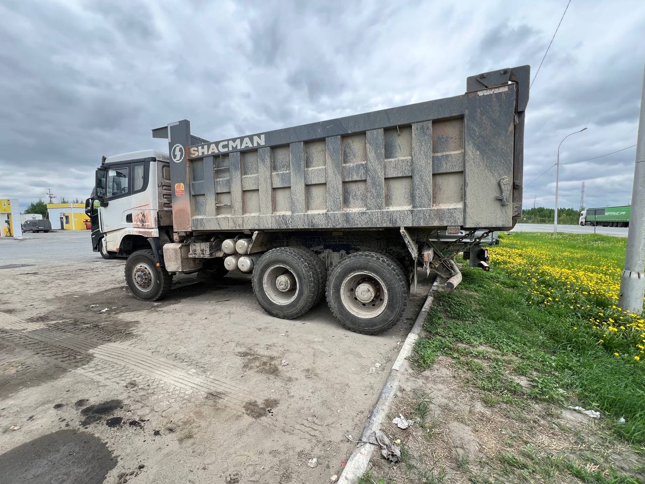 Shacman (Shaanxi) SX* 6x6 Самосвал 2022 г. - фото 8