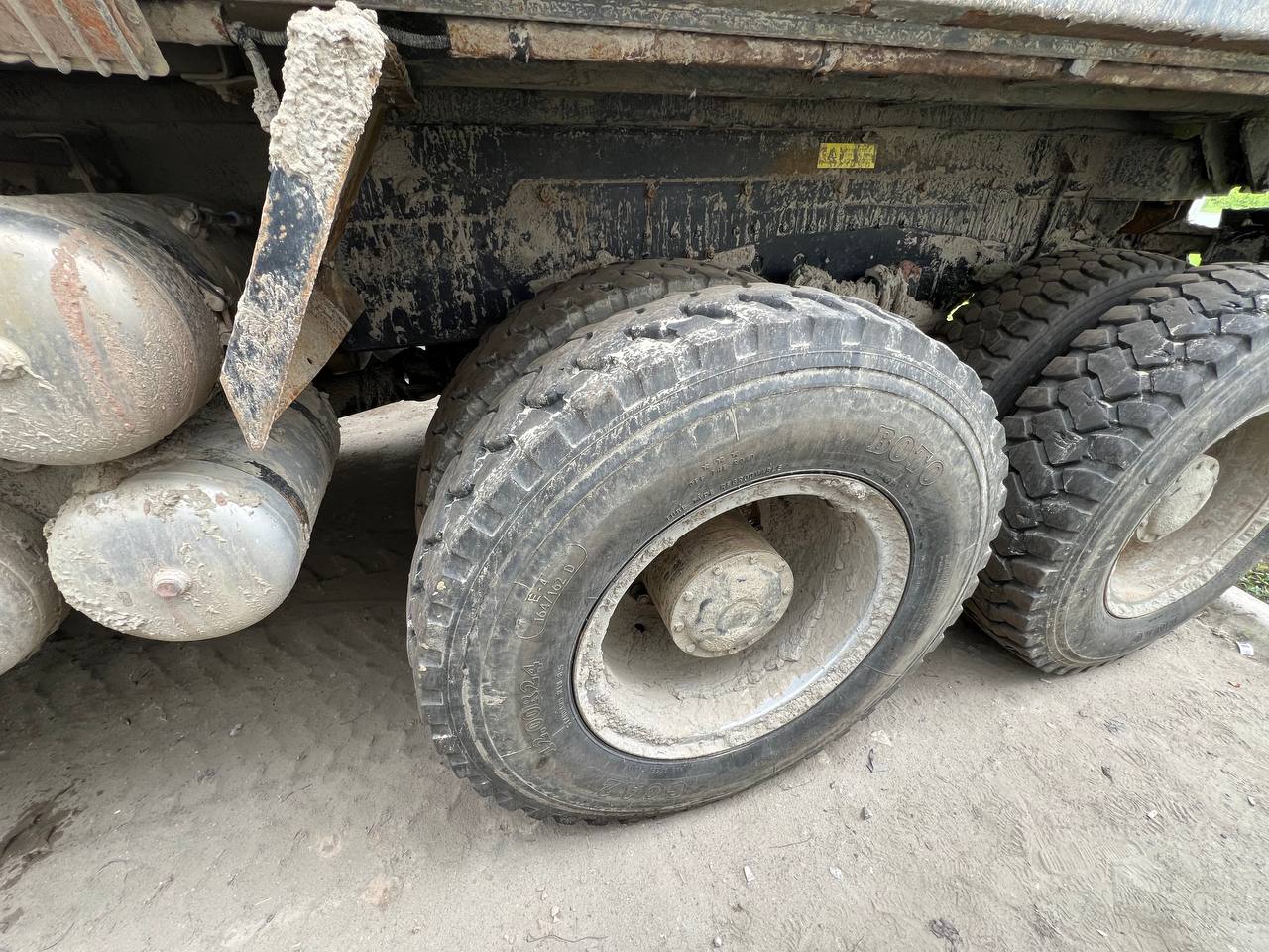 Shacman (Shaanxi) SX* 6x6 Самосвал 2022 г. - фото 13