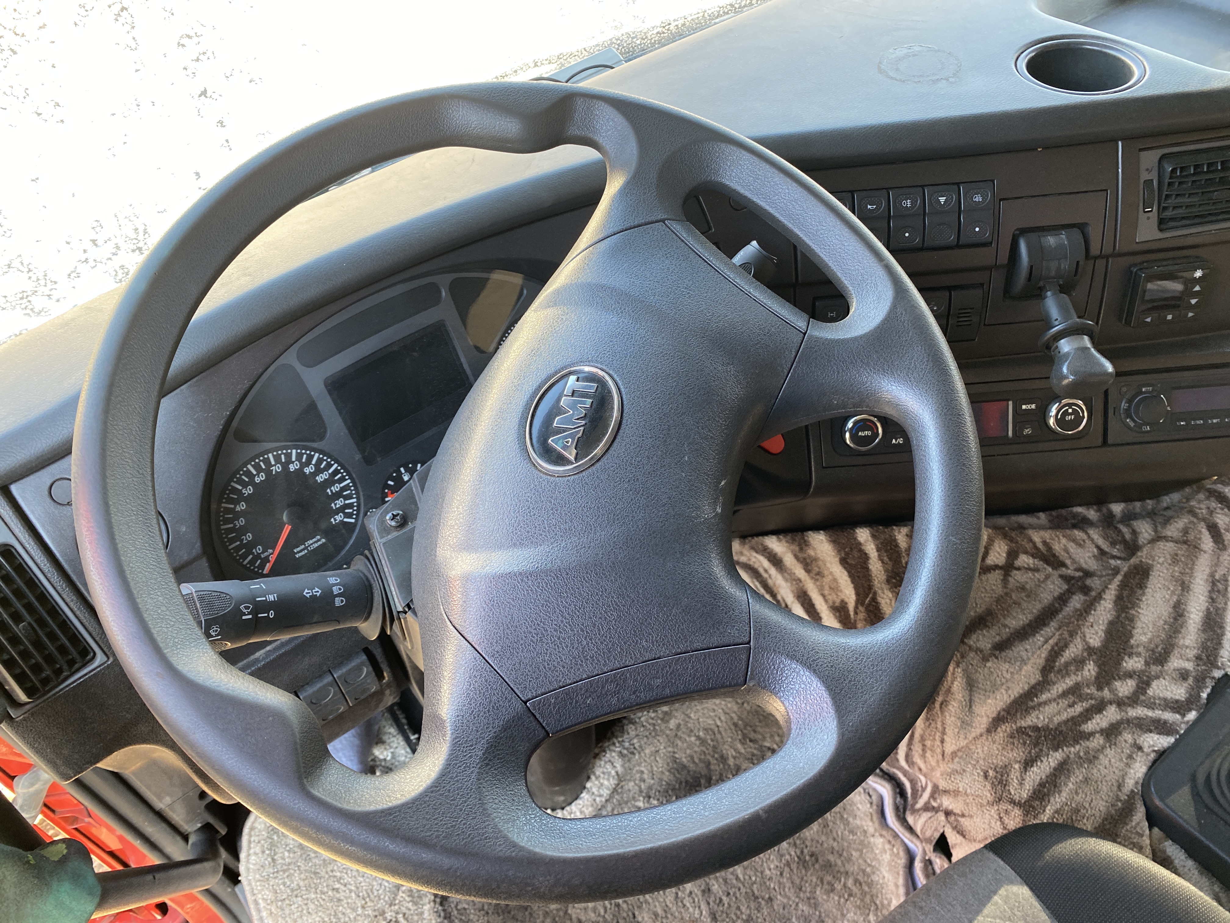 AMT N.V. 6329* 6x6 Седельный тягач с КМУ 2023 г. - фото 8