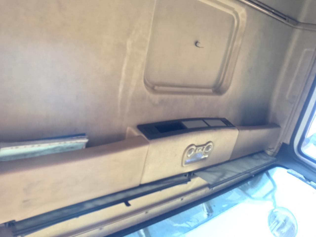 Shacman (Shaanxi) SX* 8x4 Самосвал 2022 г. - фото 9