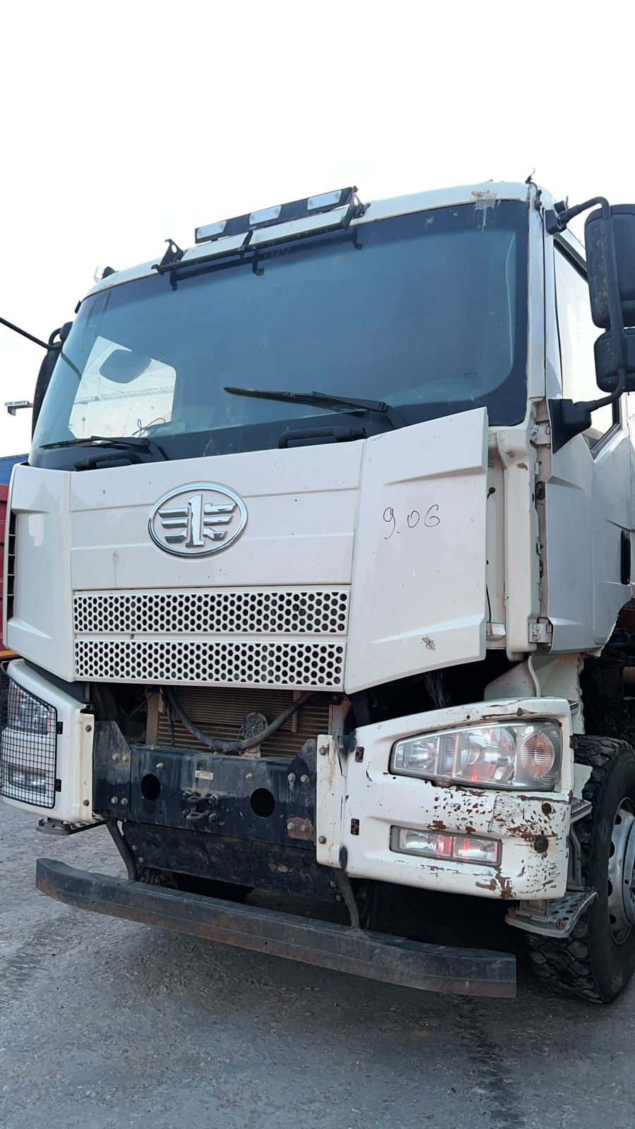 FAW J6 8x4 Самосвал 2023 г. - фото 2