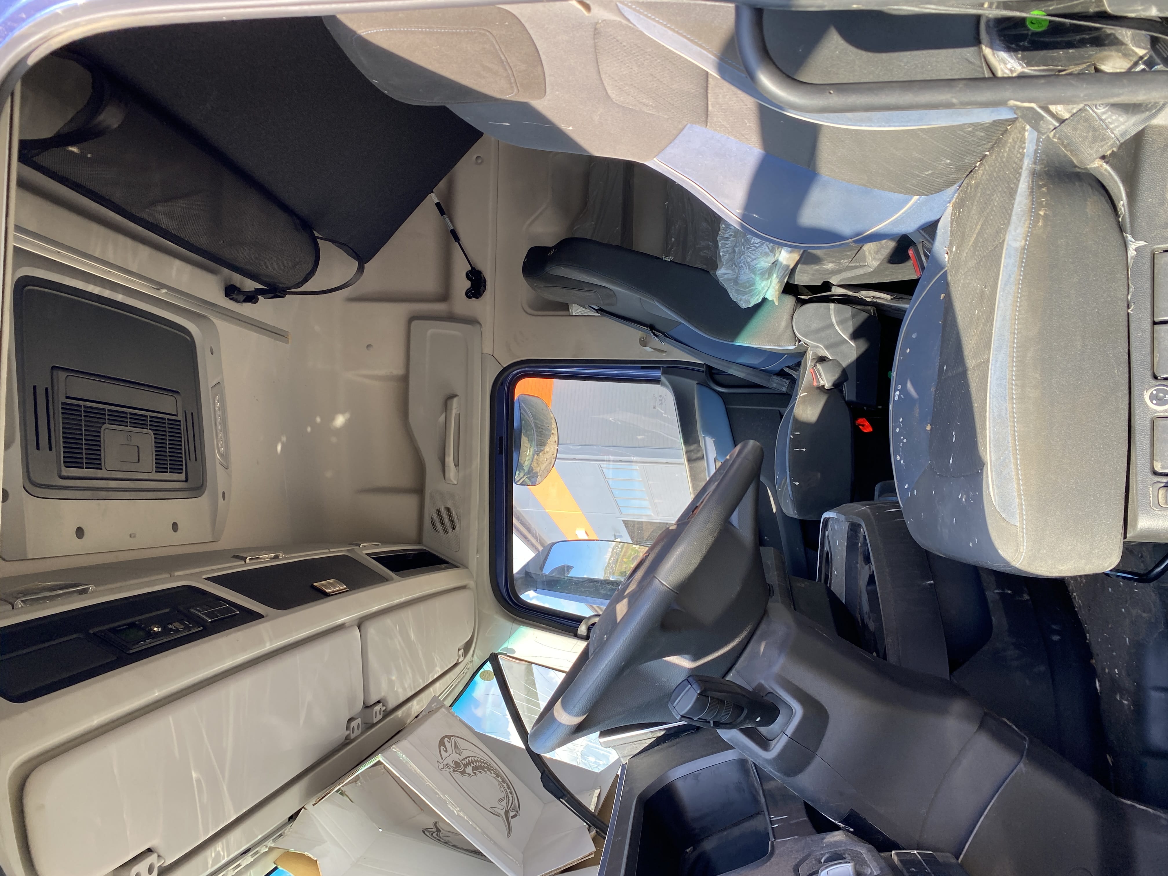 BEIJING BJ* 6x4 Седельный тягач 2023 г. - фото 8