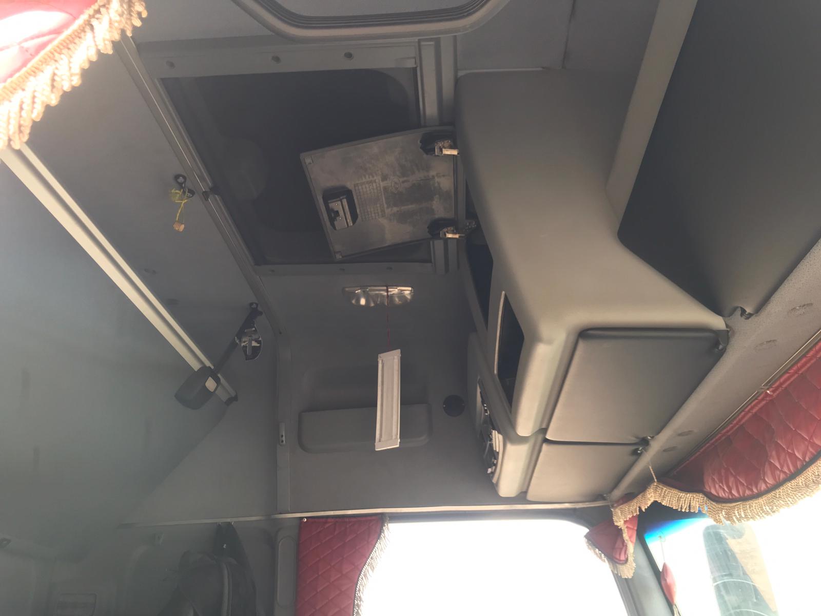 КамАЗ 5490 4x2 Седельный тягач 2018 г. - фото 12