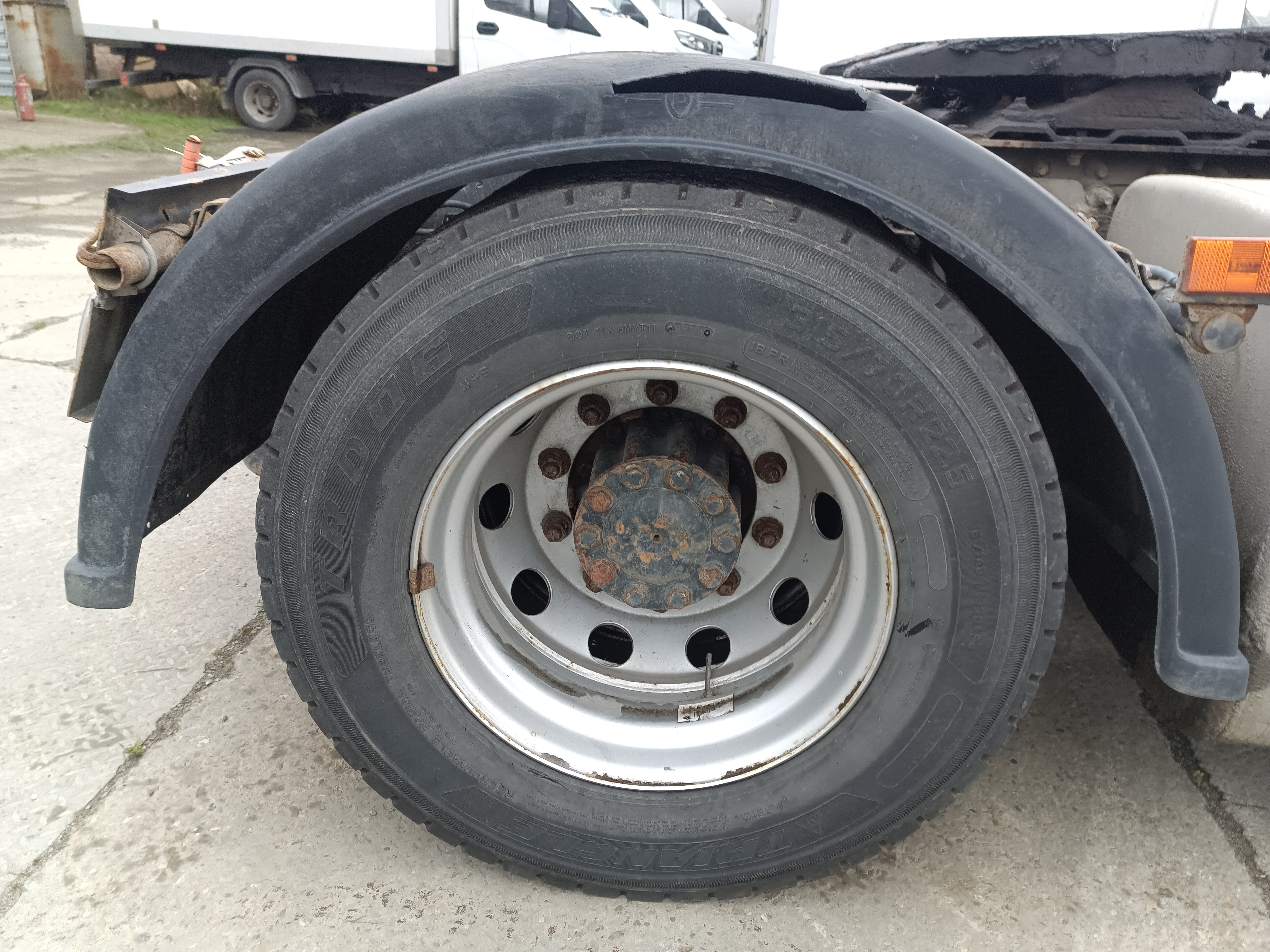 КамАЗ 5490 4x2 Седельный тягач 2017 г. - фото 13