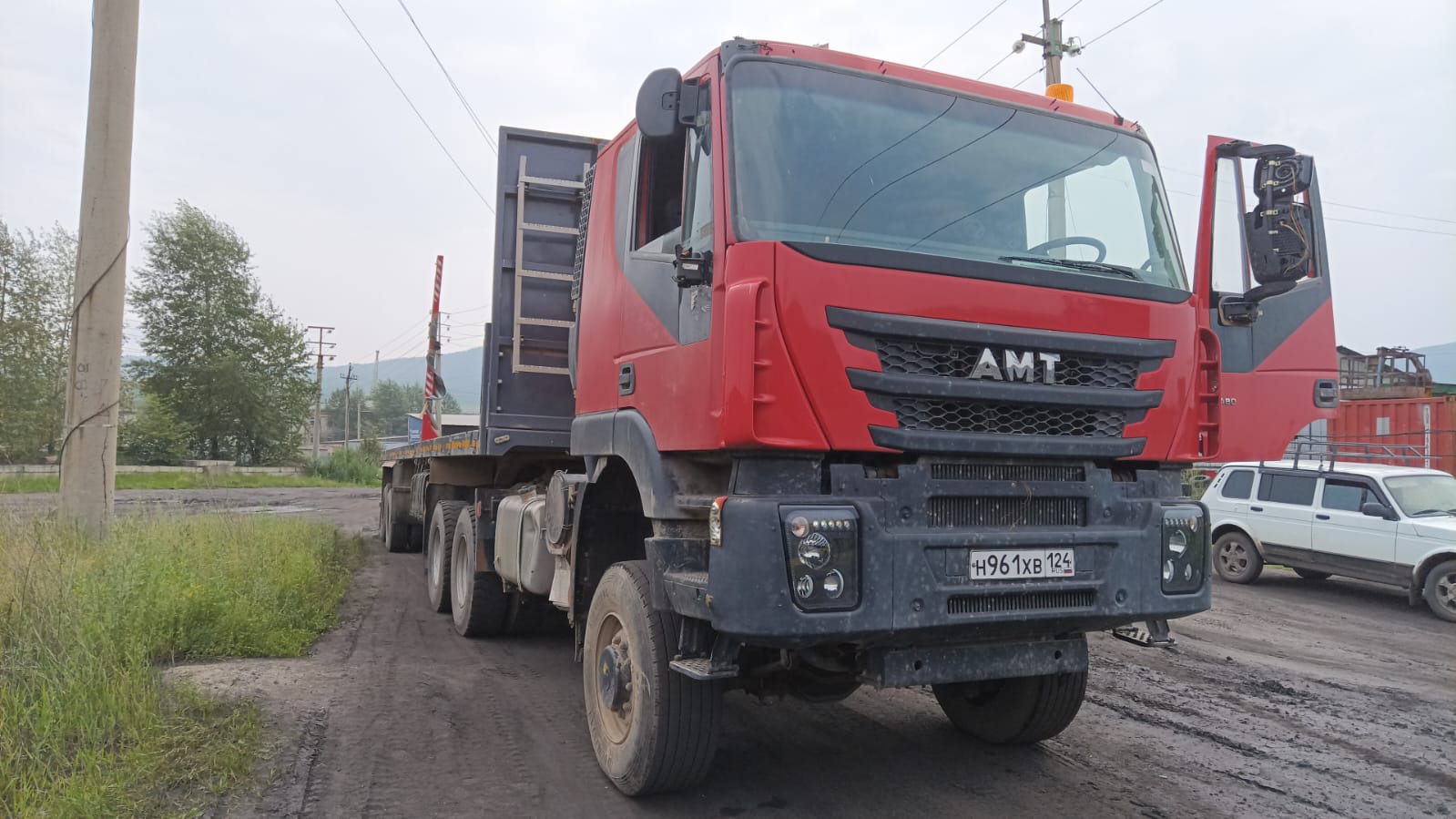 AMT N.V. 6329* 6x6 Седельный тягач с КМУ 2023 г.