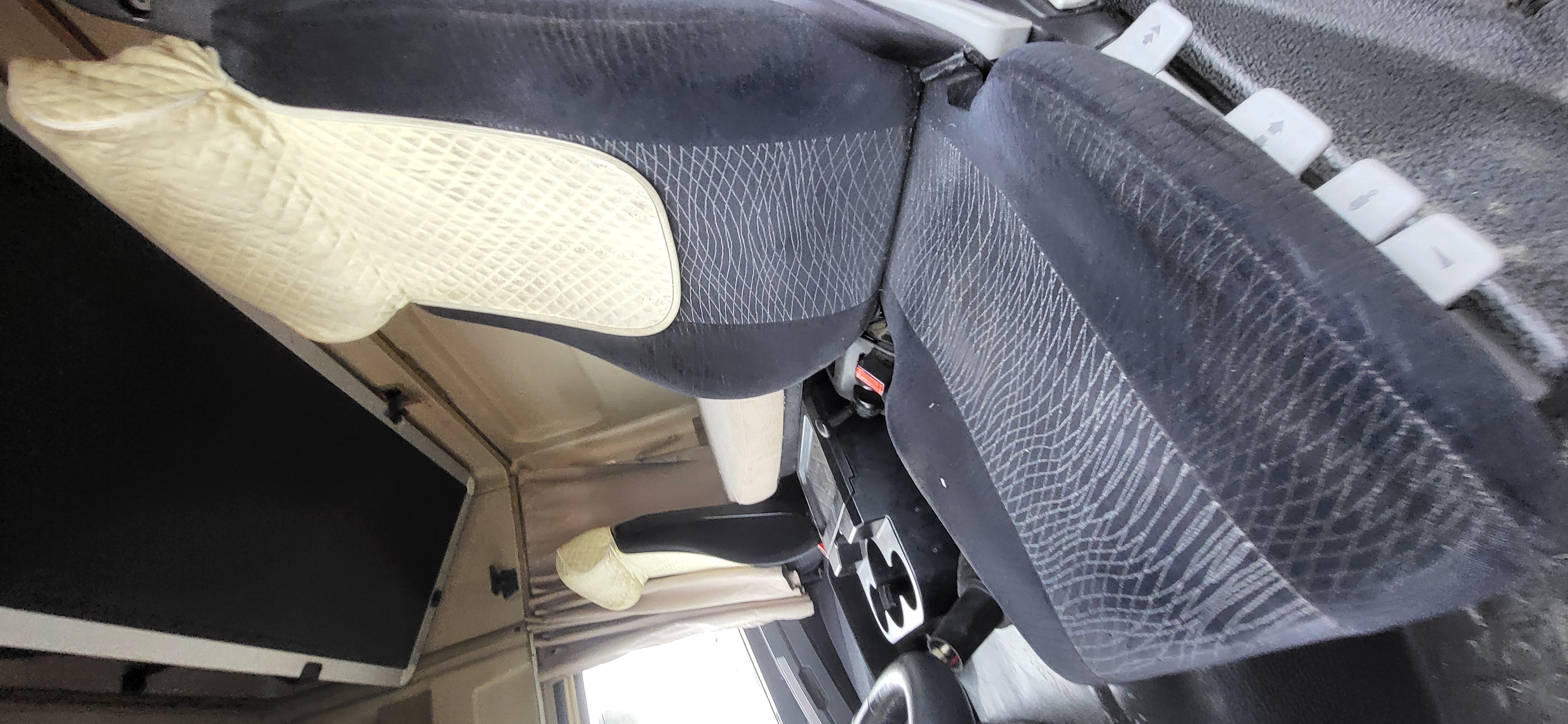 Shacman (Shaanxi) SX* 6x4 Седельный тягач 2022 г. - фото 10