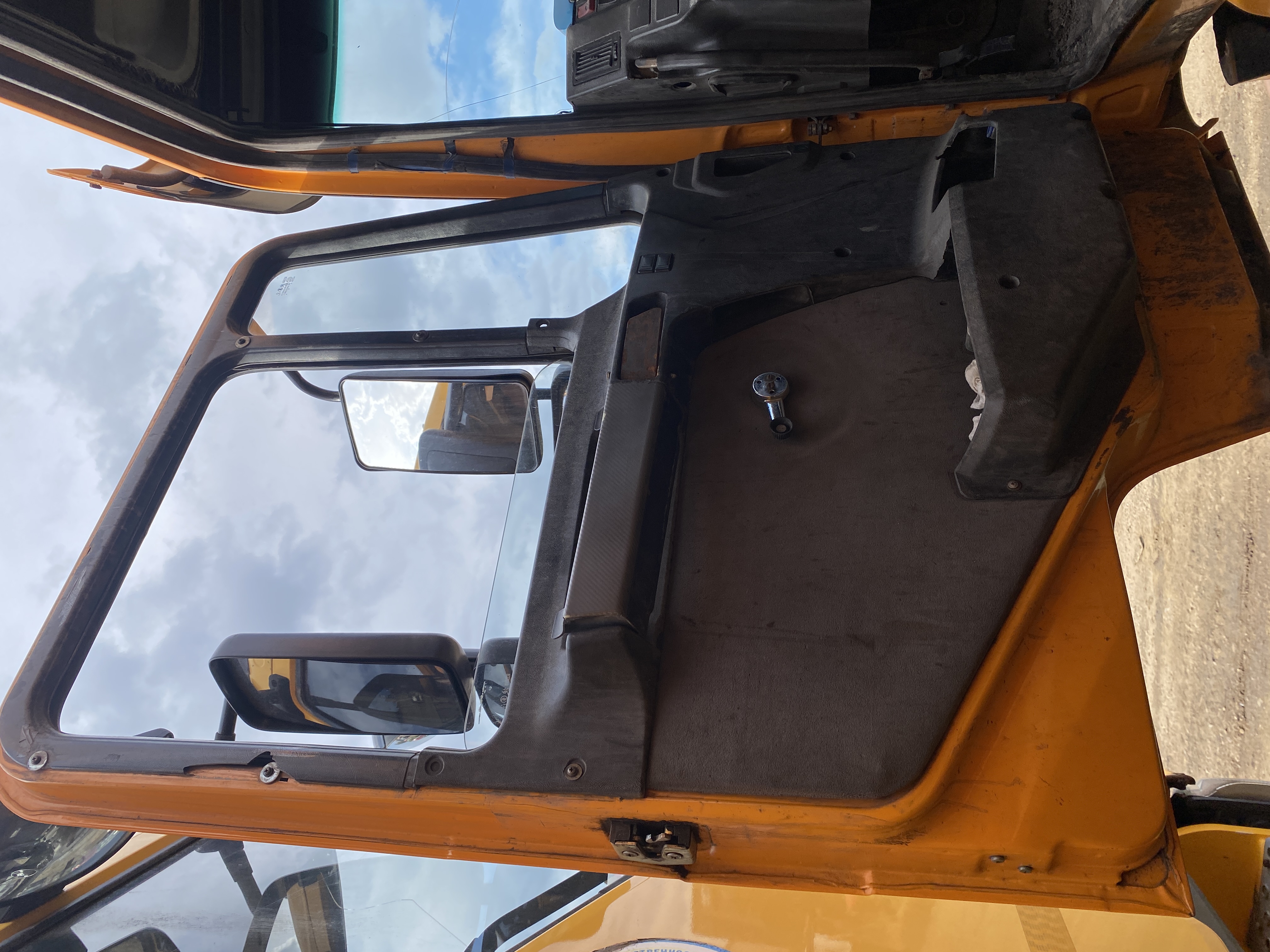 Shacman (Shaanxi) SX* 8x4 Самосвал 2018 г. - фото 7