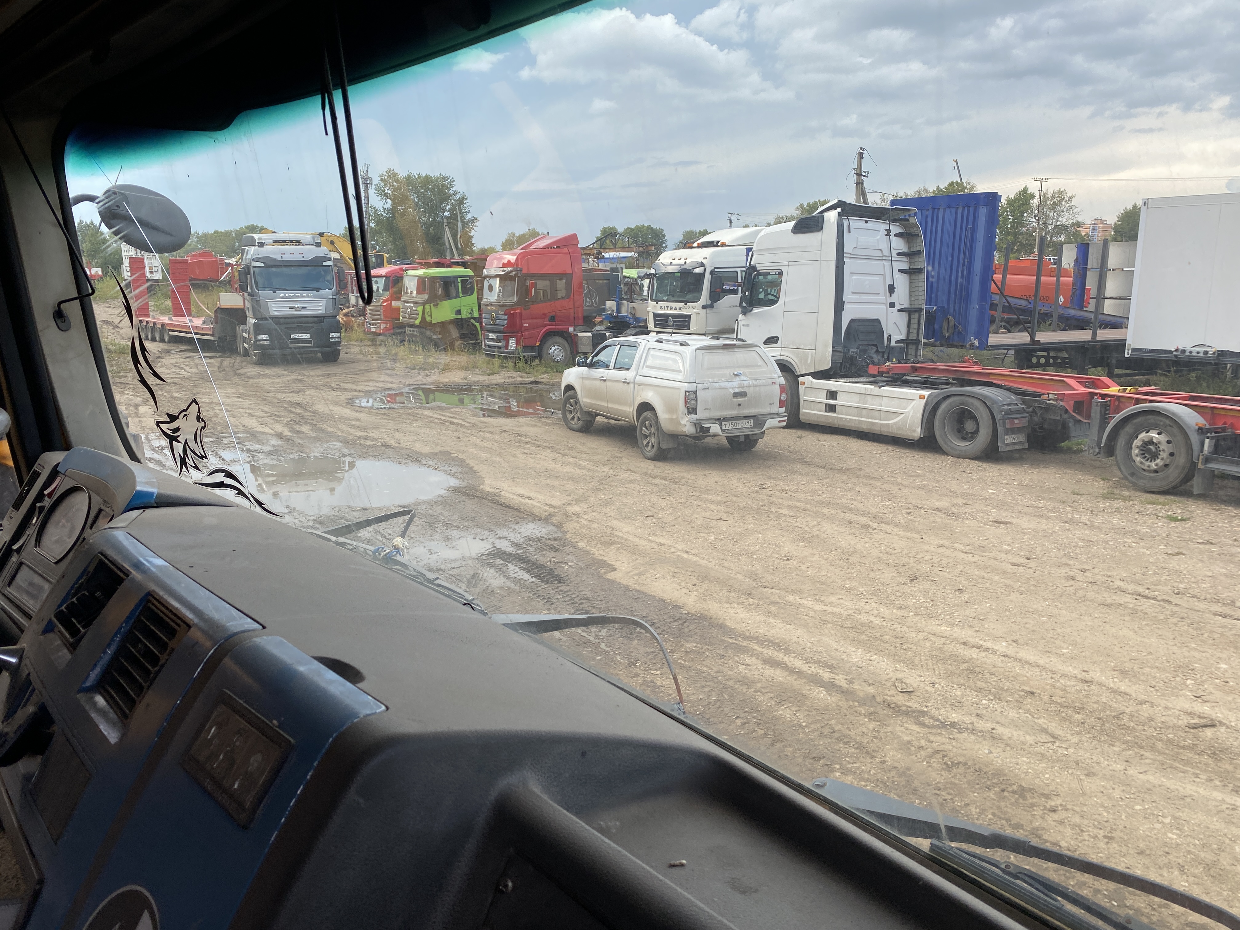 Shacman (Shaanxi) SX* 8x4 Самосвал 2018 г. - фото 11