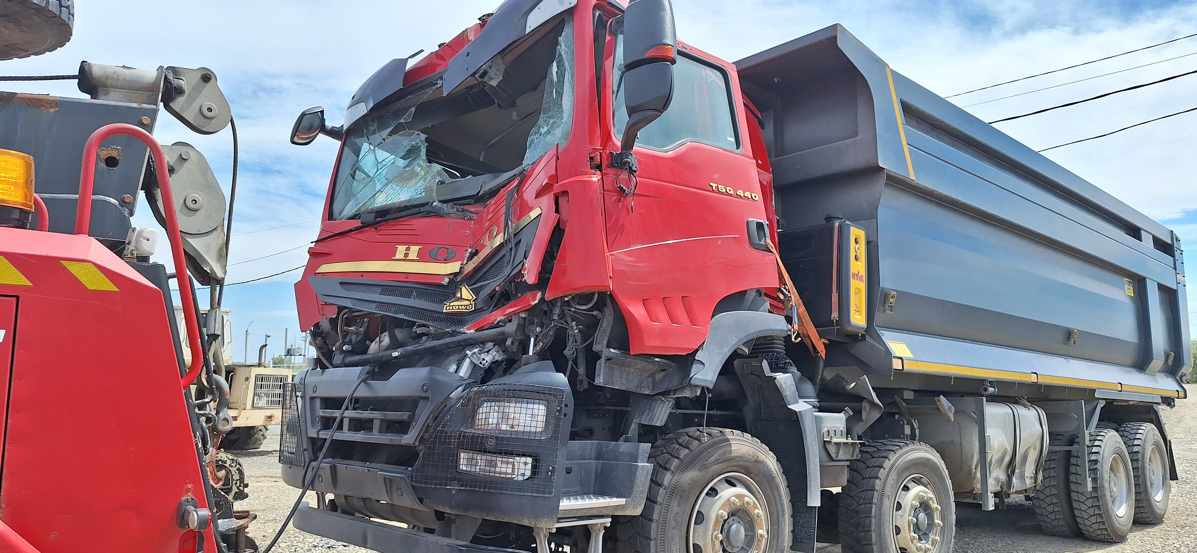 Howo ZZ* 8x4 Самосвал 2023 г. - фото 2