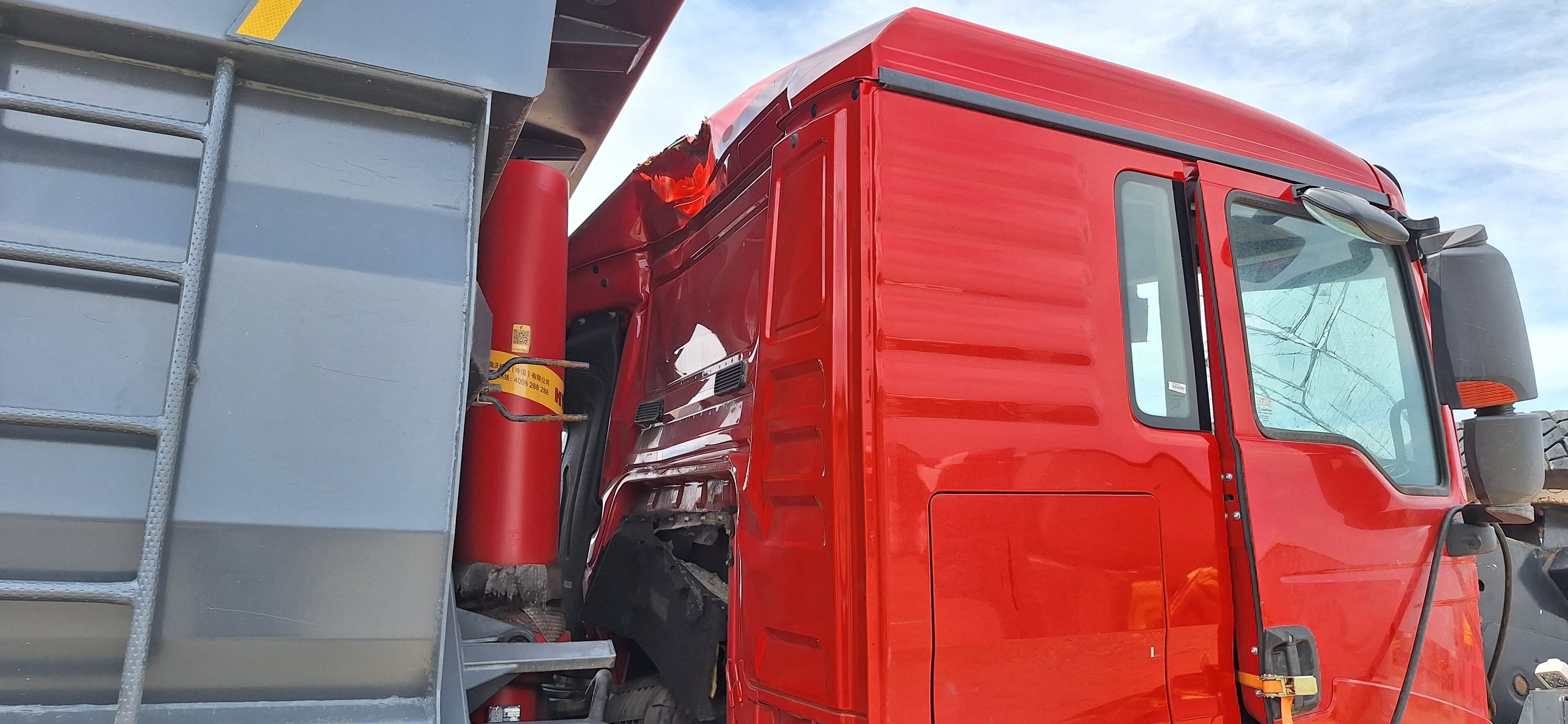 Howo ZZ* 8x4 Самосвал 2023 г. - фото 5