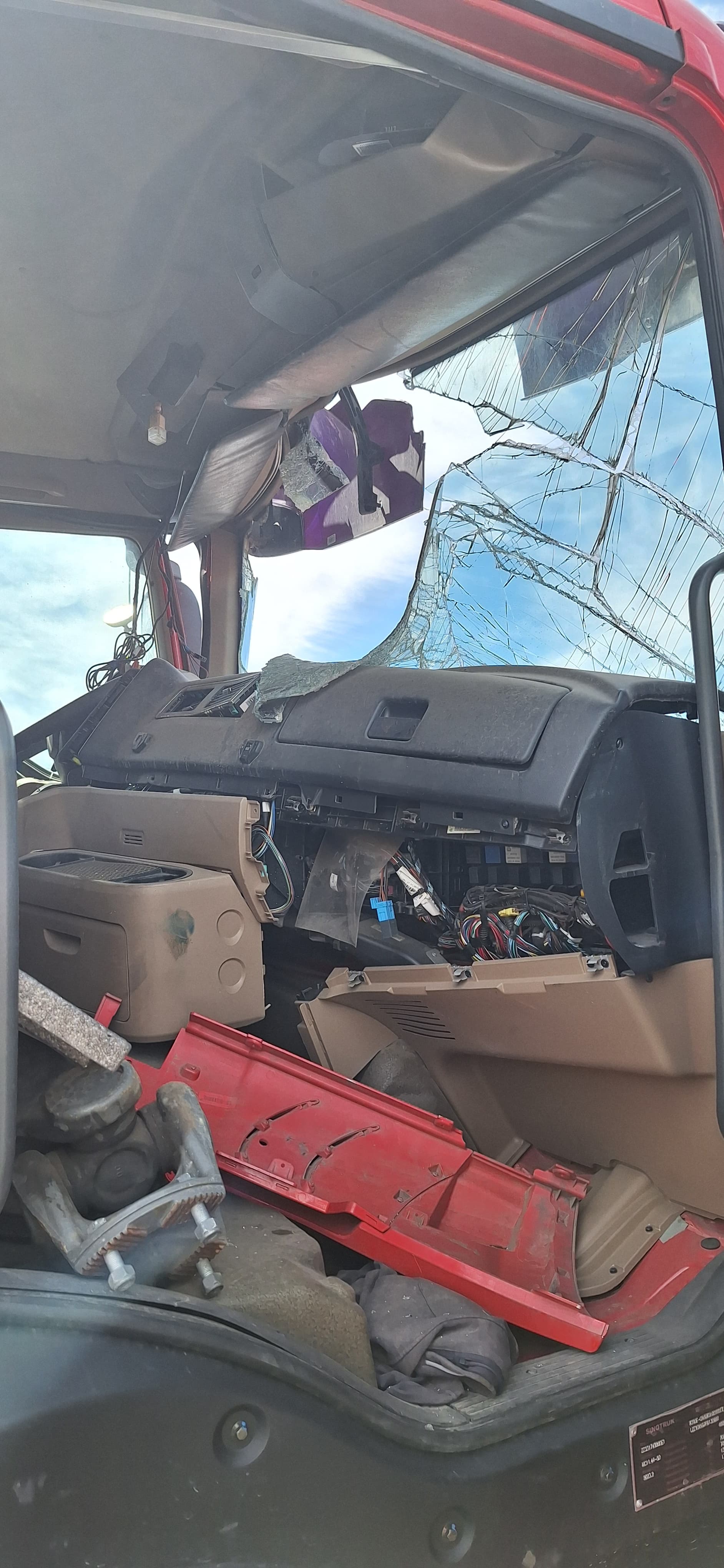 Howo ZZ* 8x4 Самосвал 2023 г. - фото 9