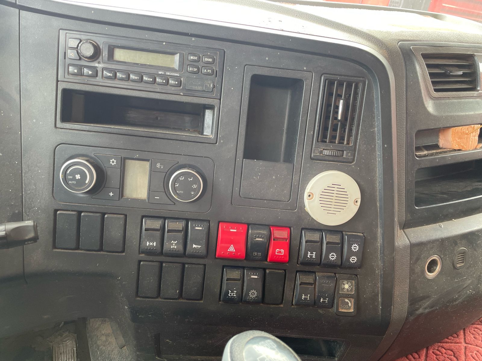 Shacman (Shaanxi) SX* 6x6 Самосвал 2022 г. - фото 9