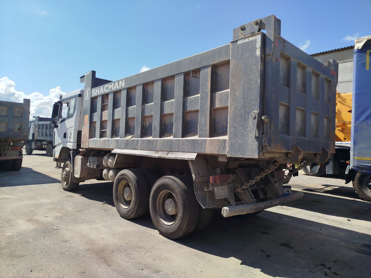 Shacman (Shaanxi) SX* 6x6 Самосвал 2023 г. - фото 6